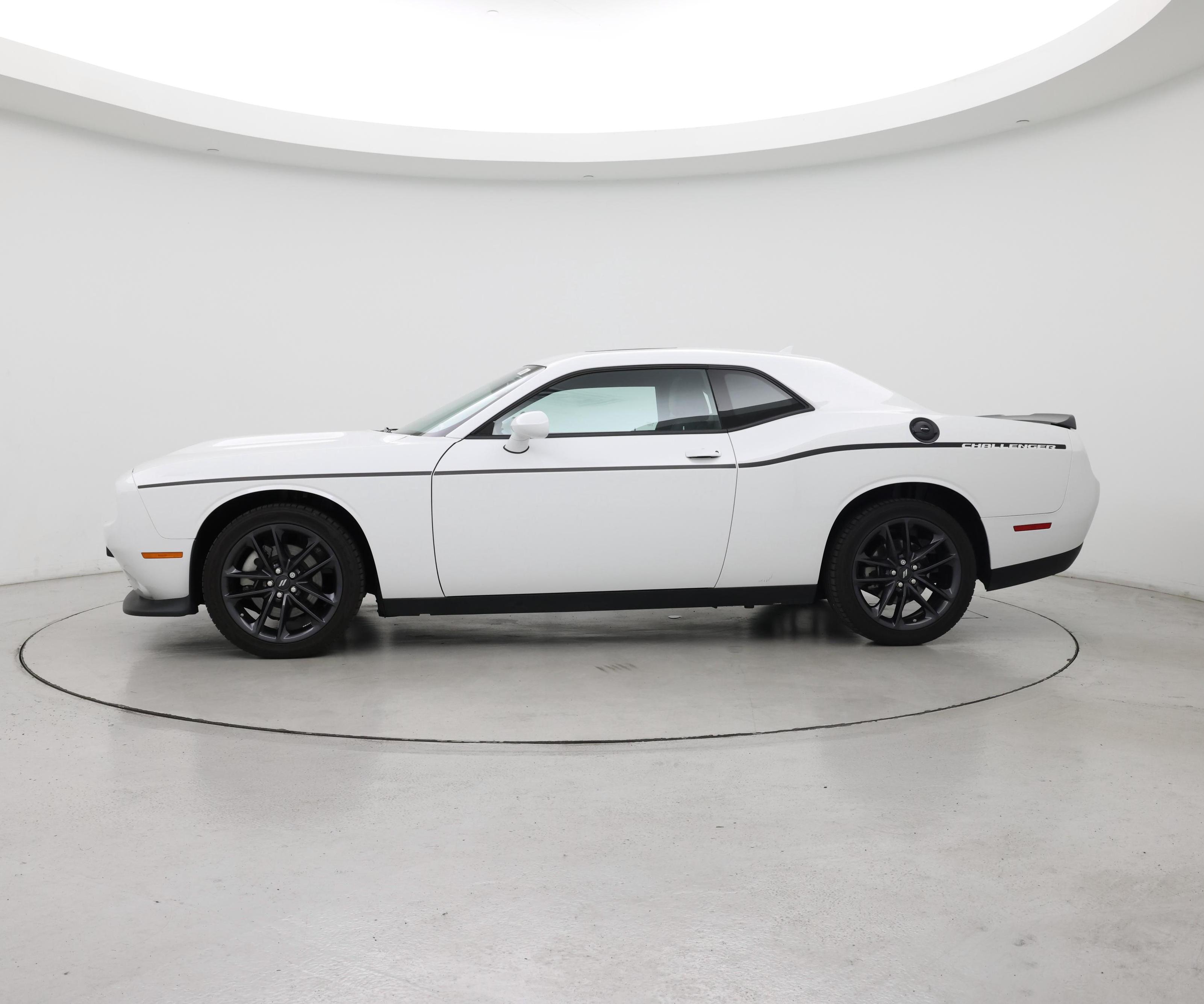 Thumbnail: 2021 Dodge Challenger - 3