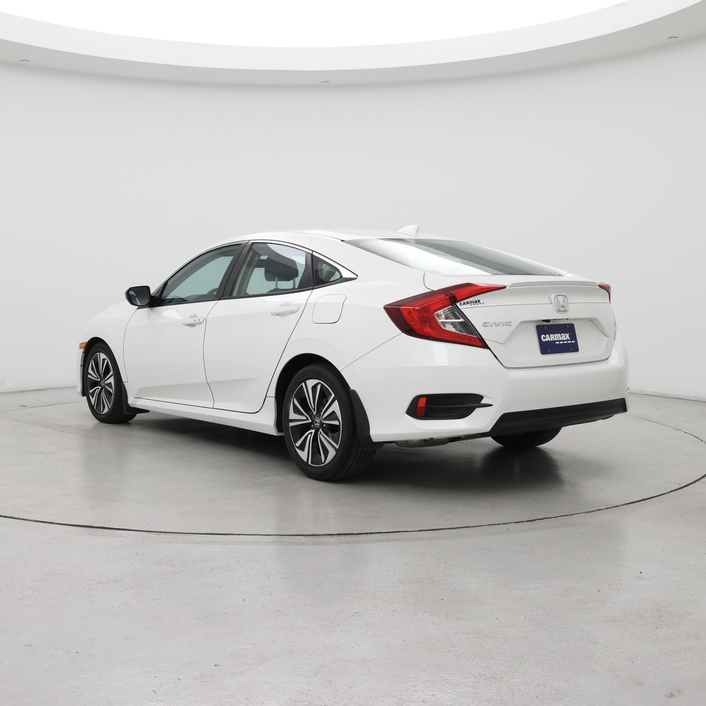 Thumbnail: 2017 Honda Civic - 2