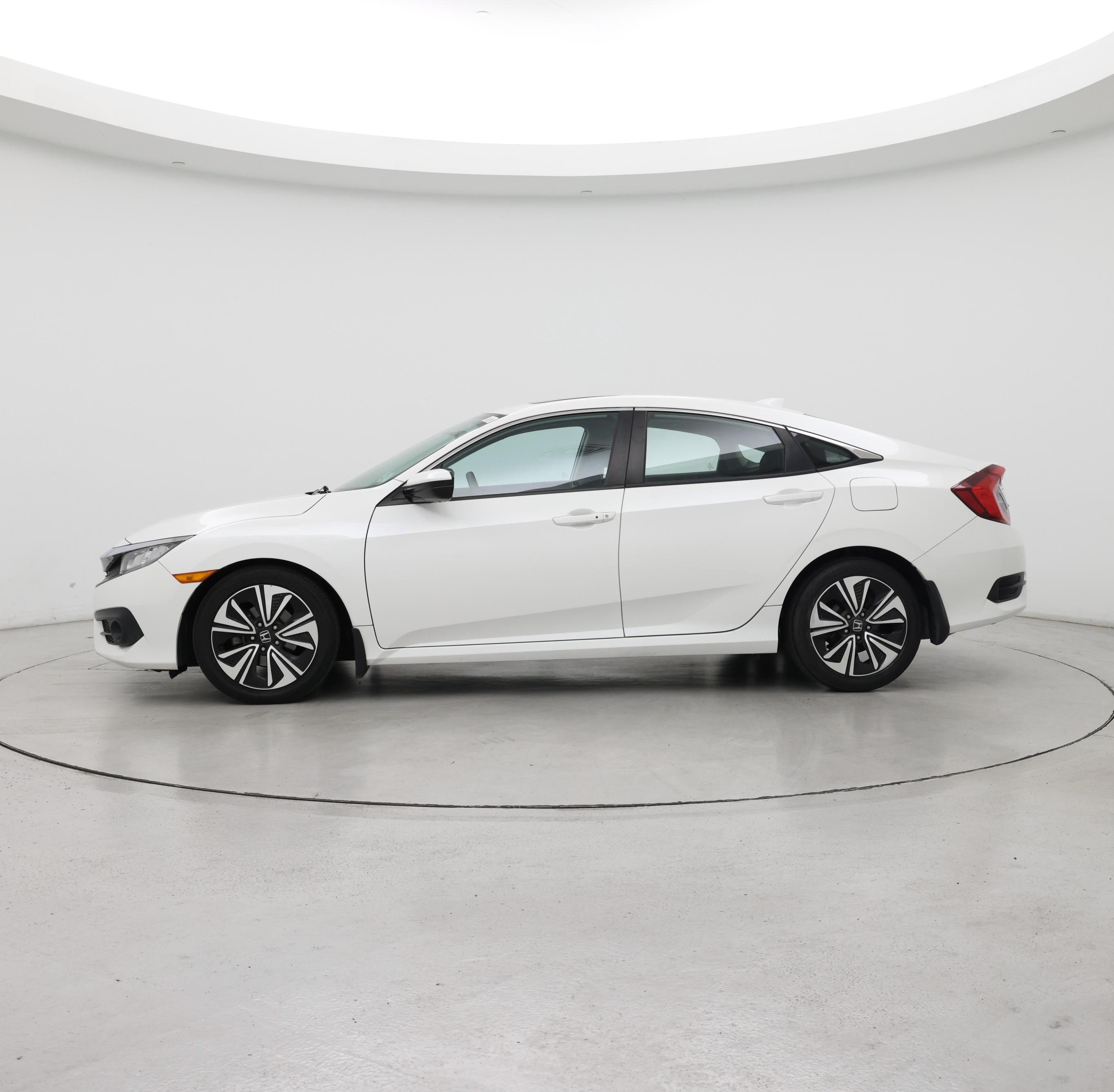 Thumbnail: 2017 Honda Civic - 3