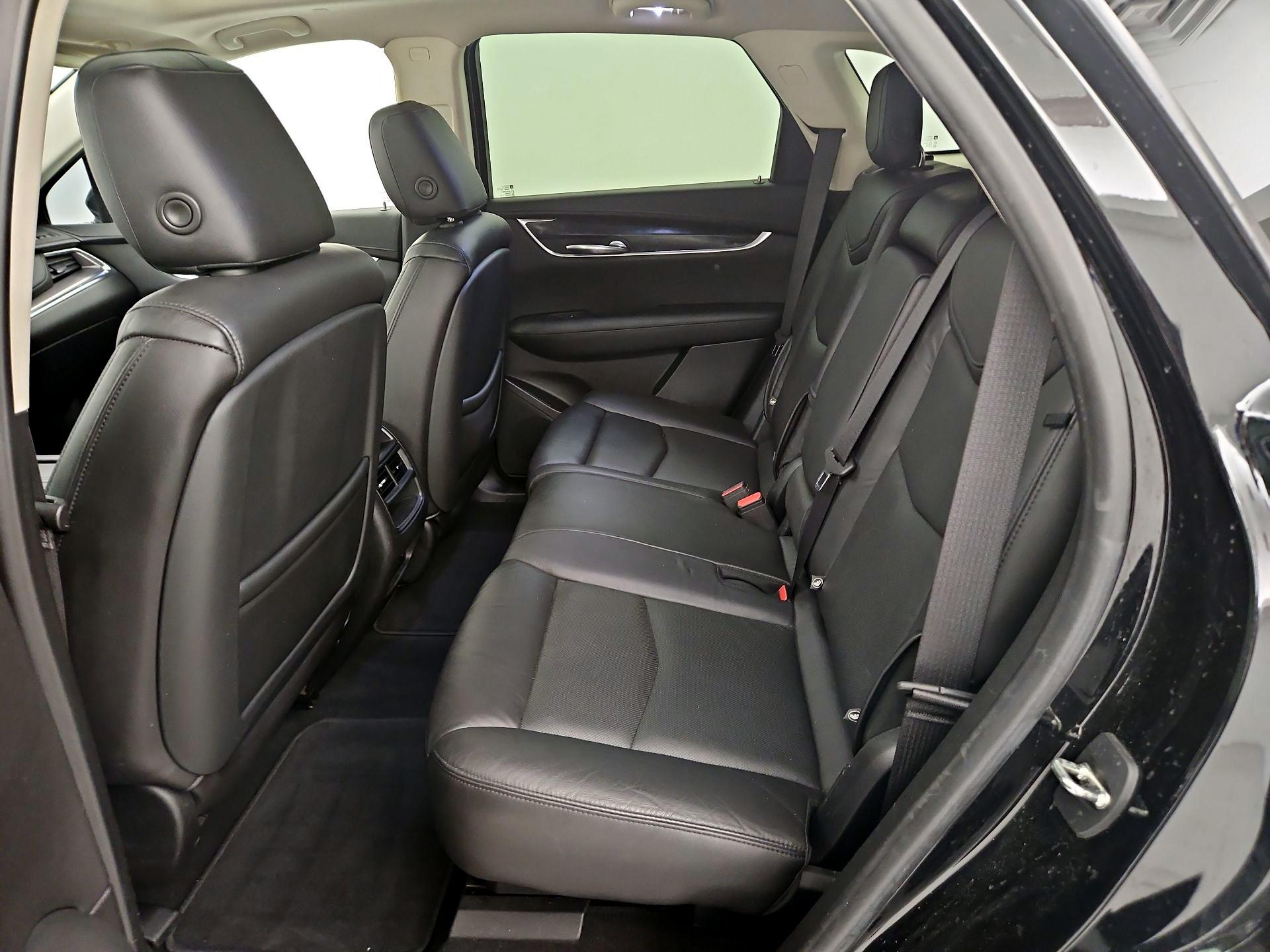 Thumbnail: 2019 Cadillac XT5 - 19