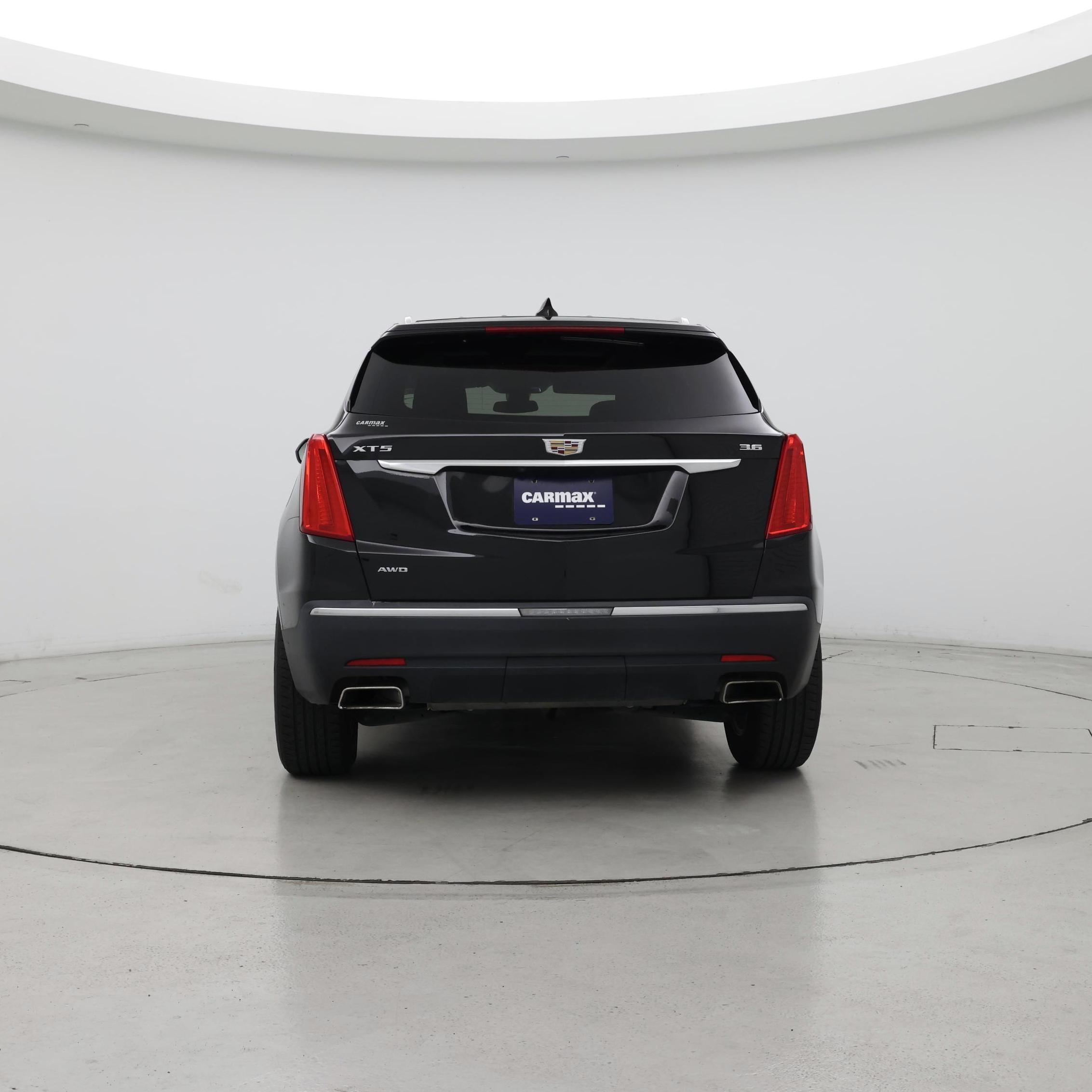 Thumbnail: 2019 Cadillac XT5 - 6