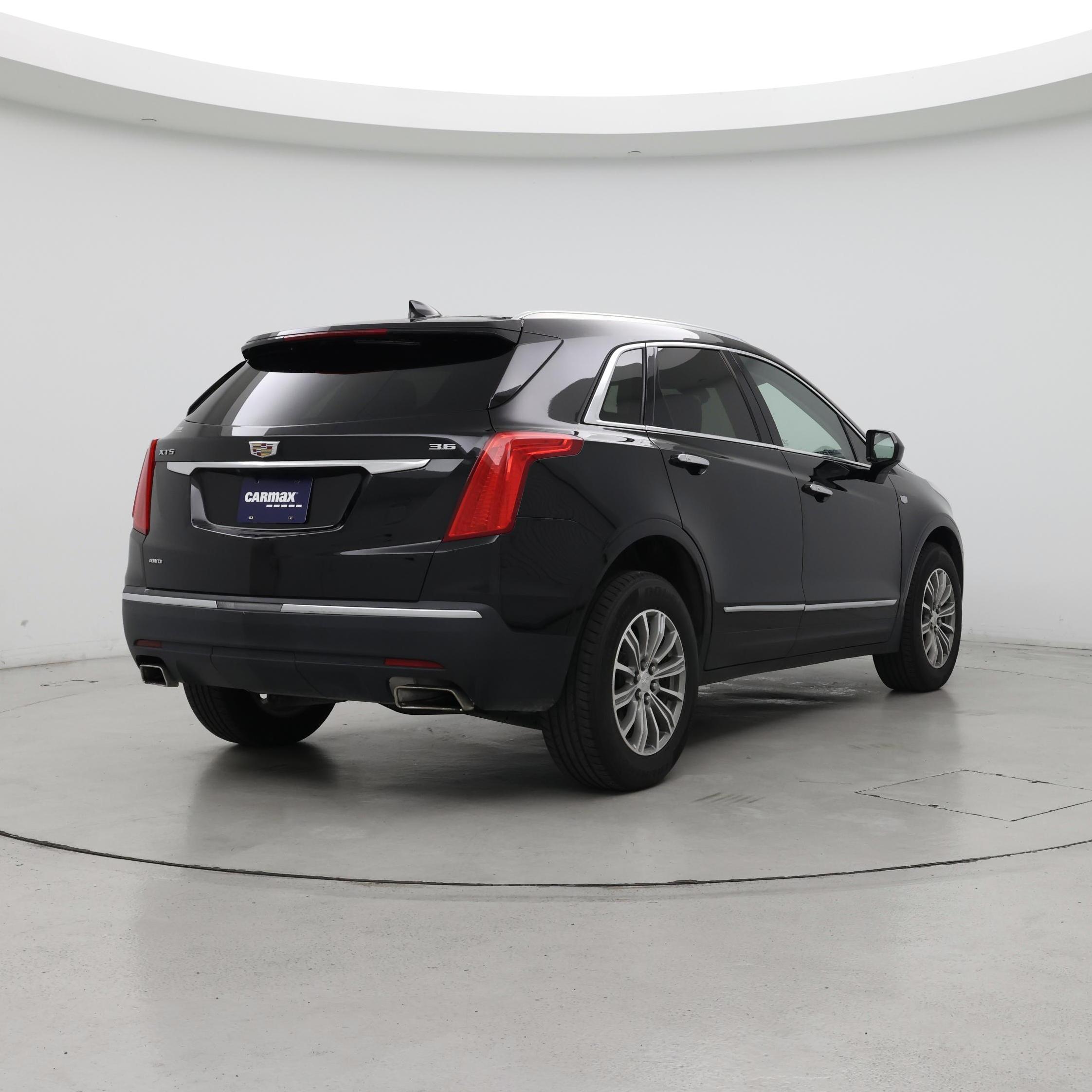 Thumbnail: 2019 Cadillac XT5 - 8
