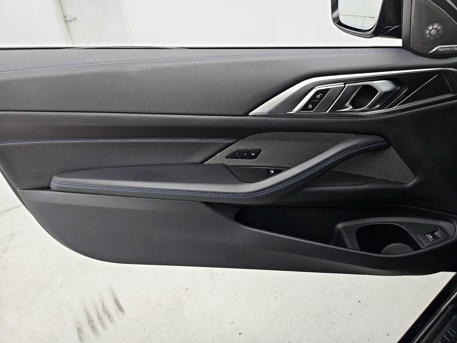 2022 BMW 4 Series M440i - Photo 13
