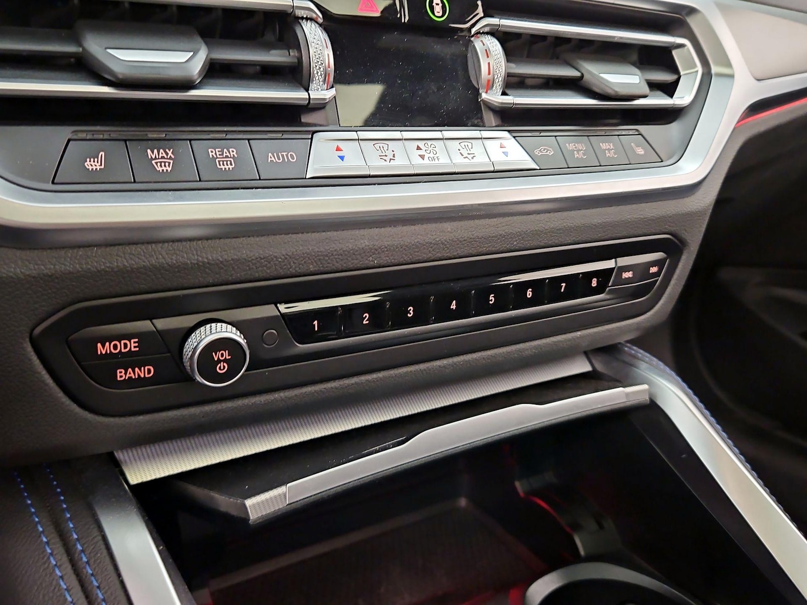 2022 BMW 4 Series M440i - Photo 18