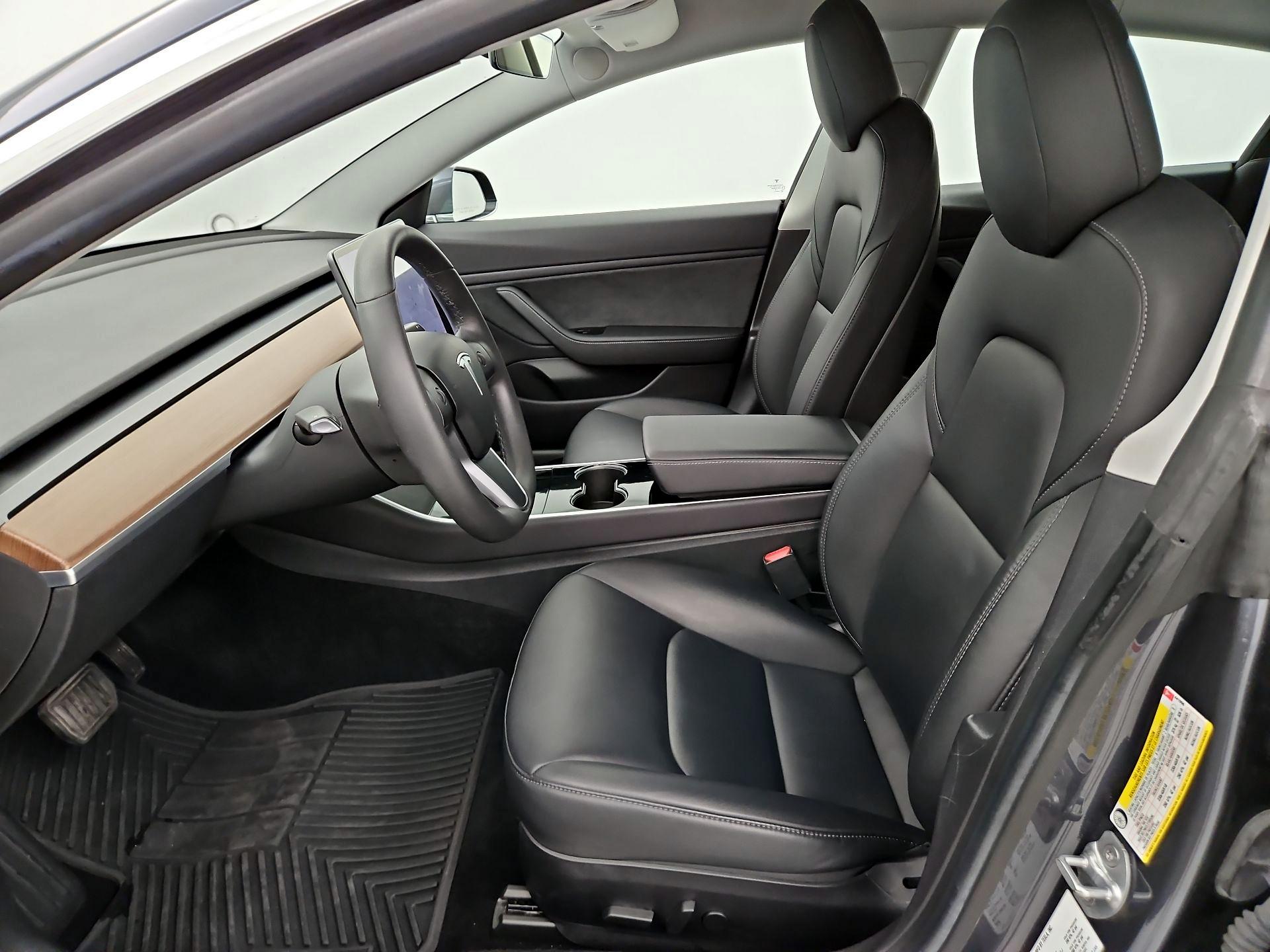 Thumbnail: 2019 Tesla Model 3 - 11