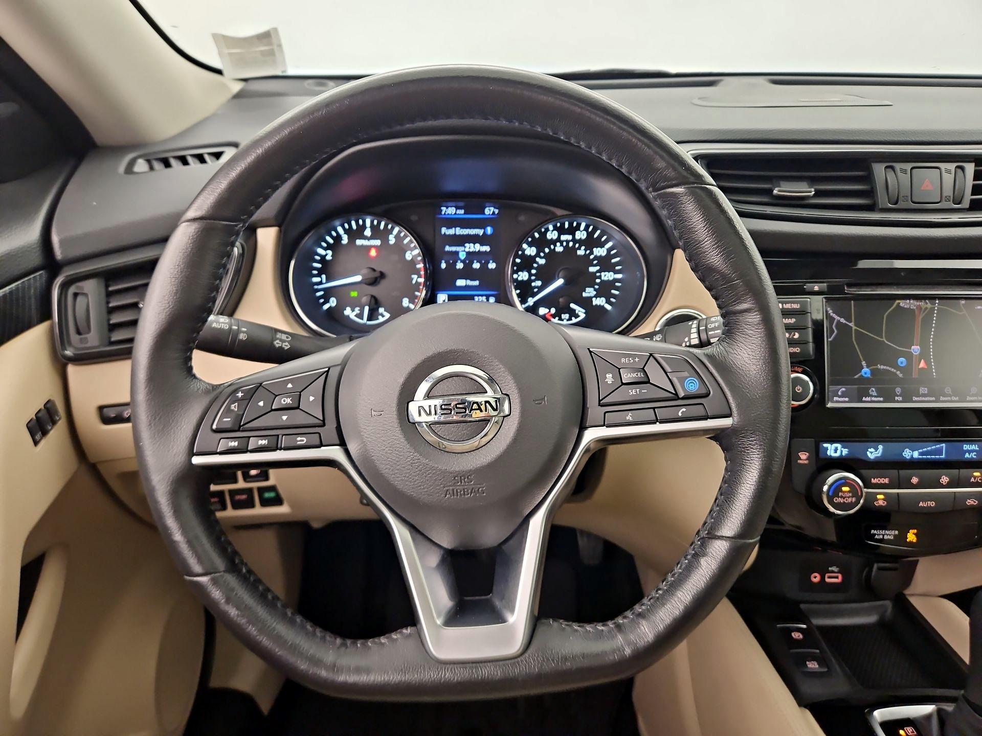 Thumbnail: 2018 Nissan Rogue - 10
