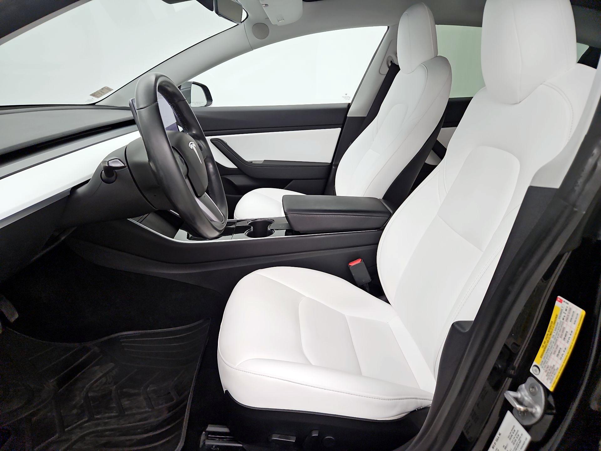 Thumbnail: 2019 Tesla Model 3 - 11