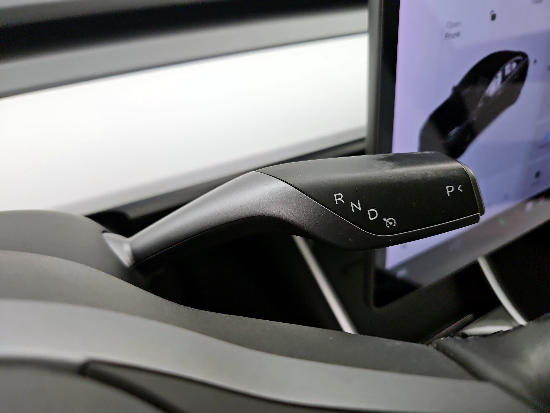 Thumbnail: 2019 Tesla Model 3 - 17