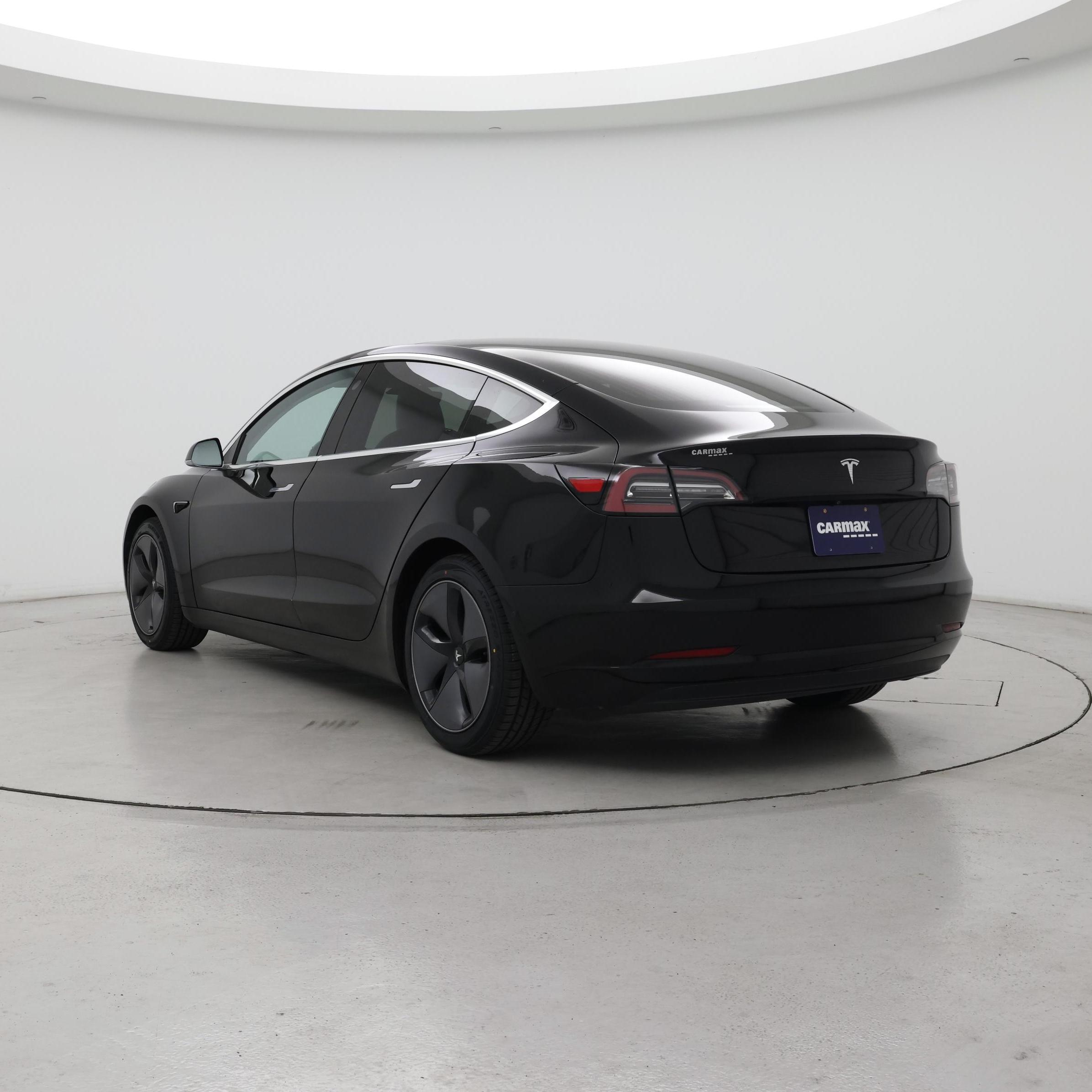 Thumbnail: 2019 Tesla Model 3 - 2