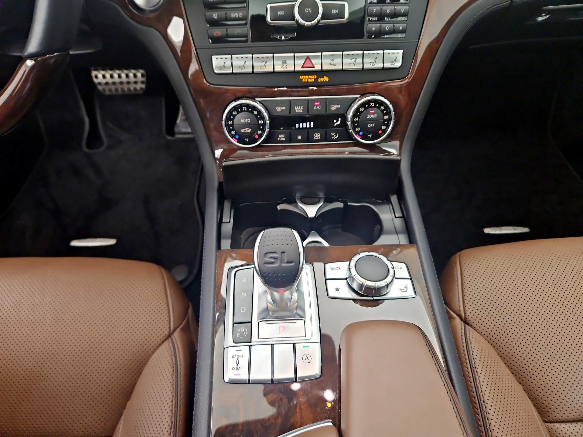 Thumbnail: 2016 Mercedes-Benz SL-Class - 18