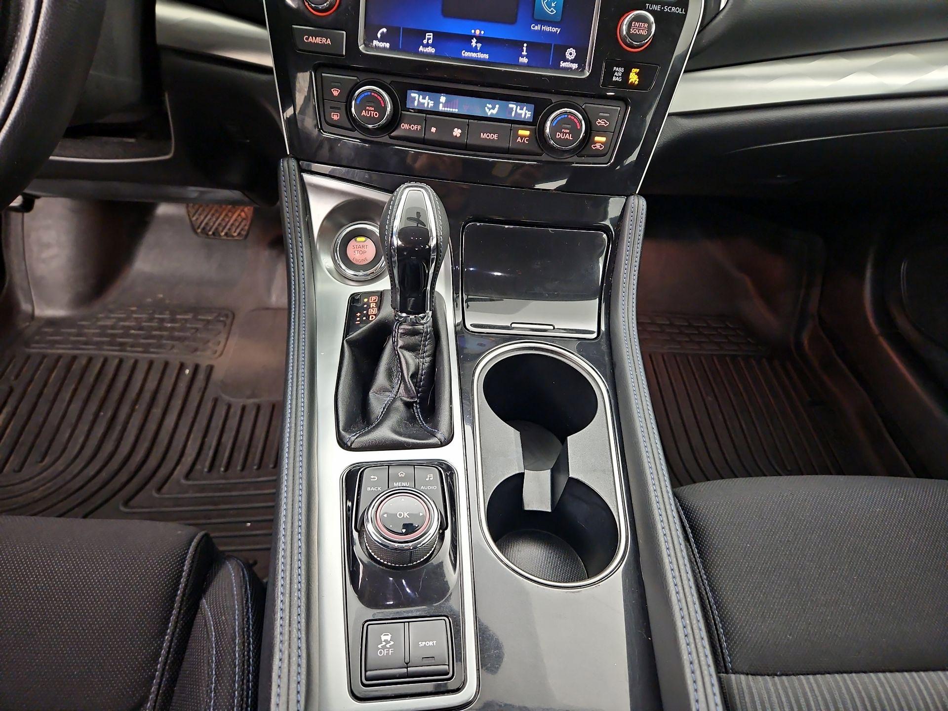 Thumbnail: 2019 Nissan Maxima - 17