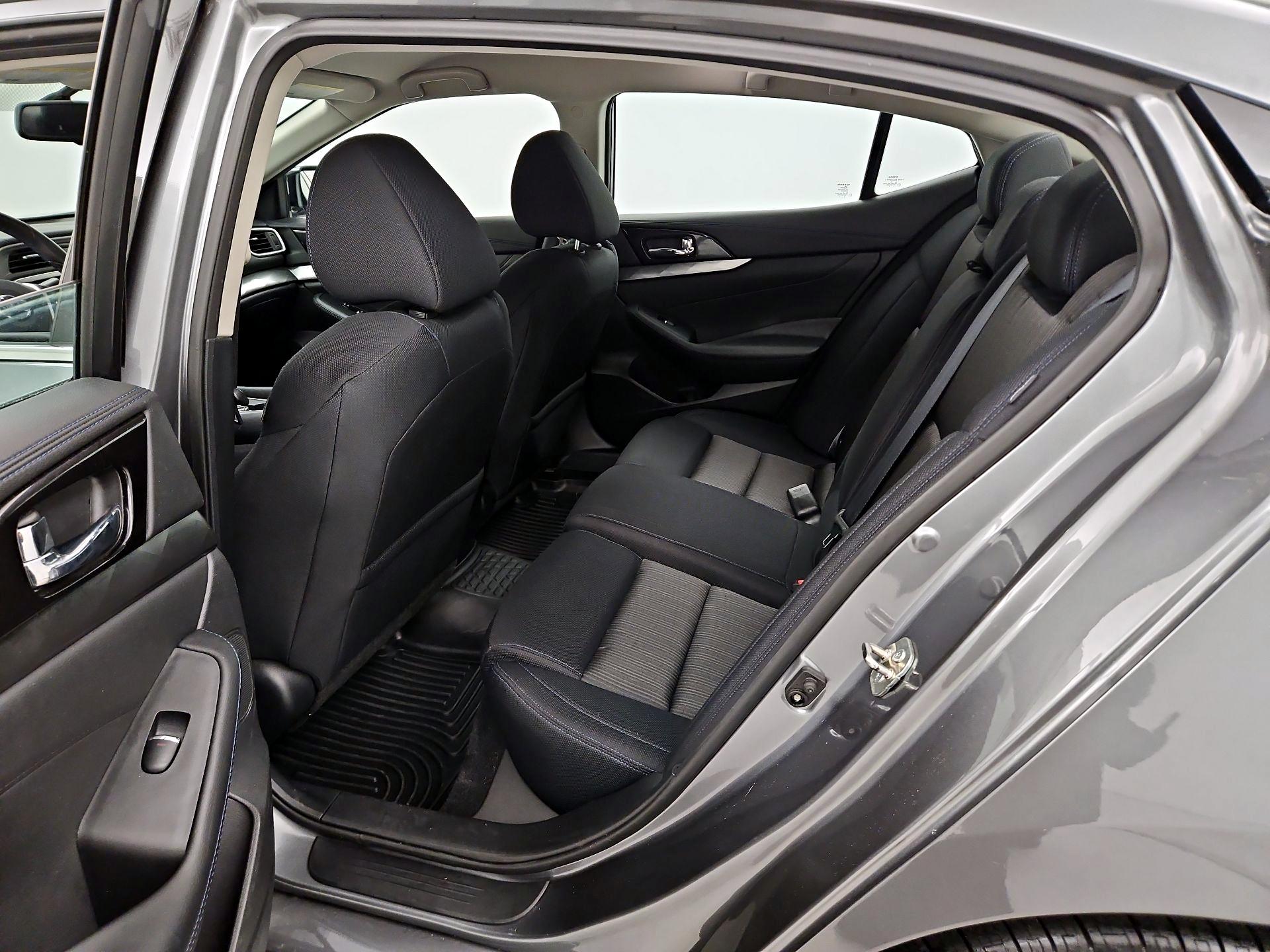 Thumbnail: 2019 Nissan Maxima - 19
