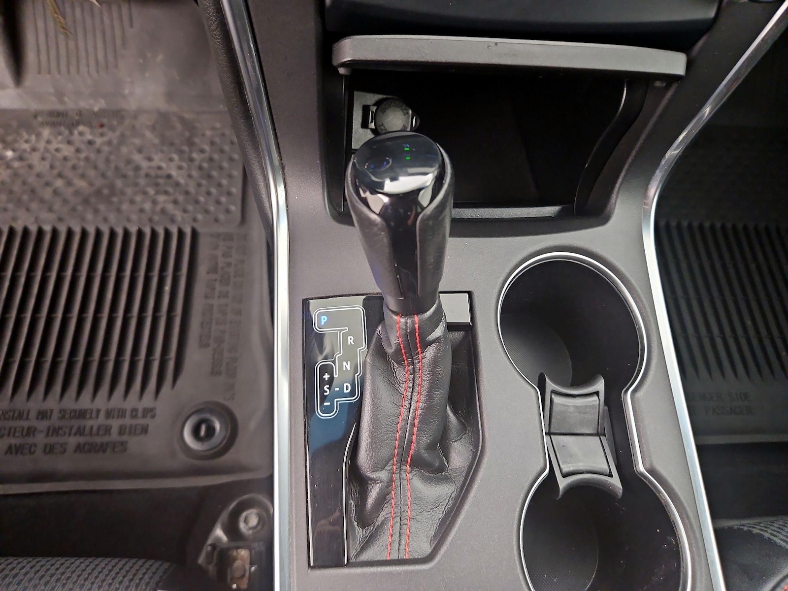 2016 Toyota Camry Special Edition - Photo 18