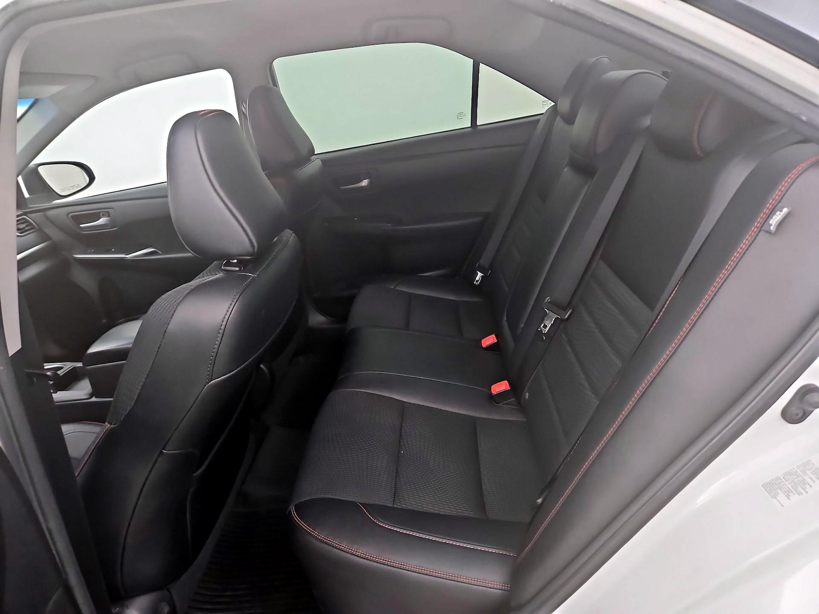2016 Toyota Camry Special Edition - Photo 20