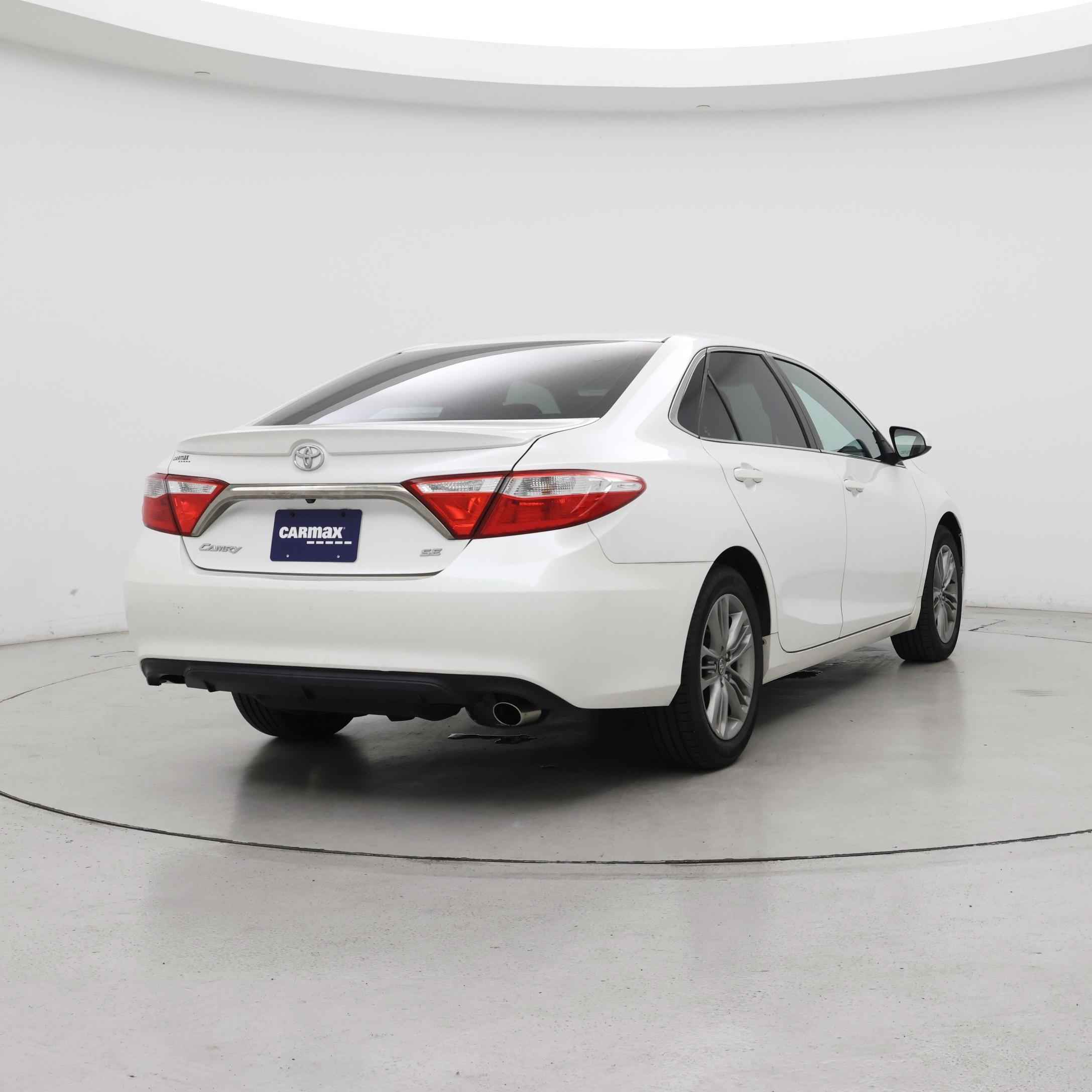 Thumbnail: 2016 Toyota Camry - 8