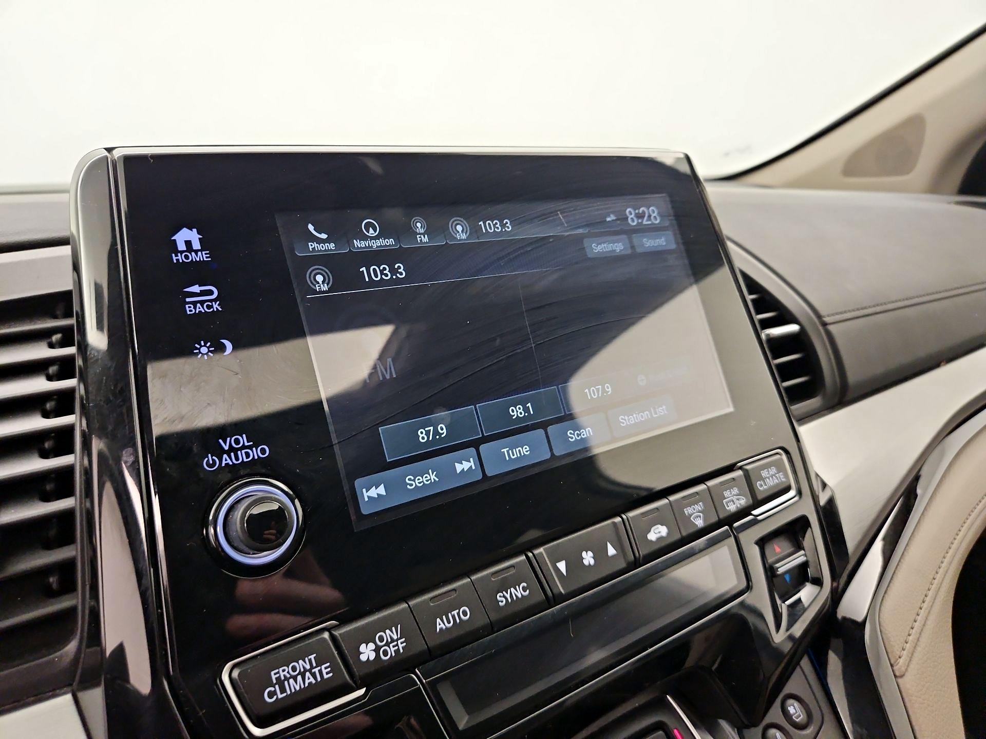 Thumbnail: 2019 Honda Odyssey - 16