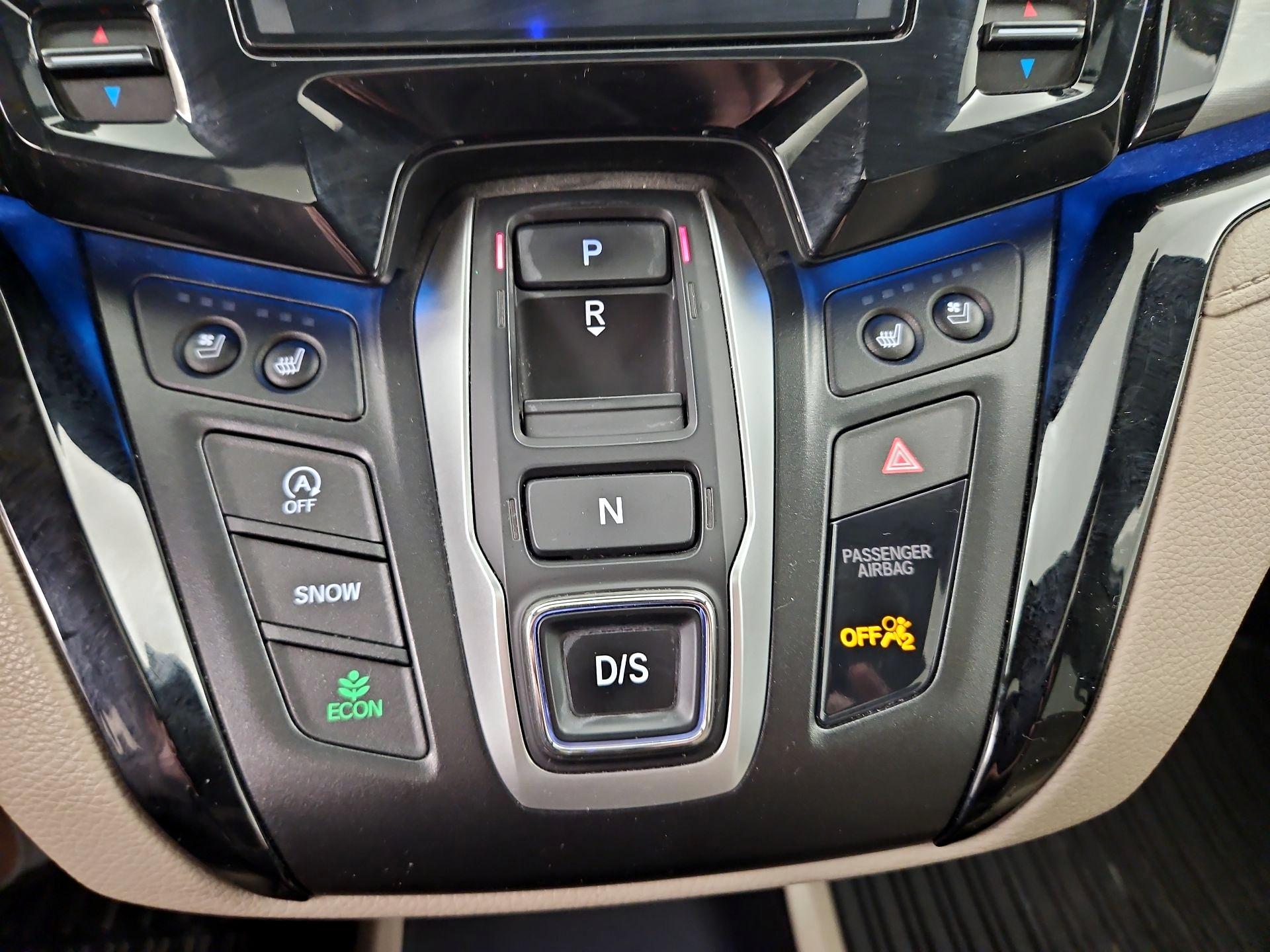 Thumbnail: 2019 Honda Odyssey - 18