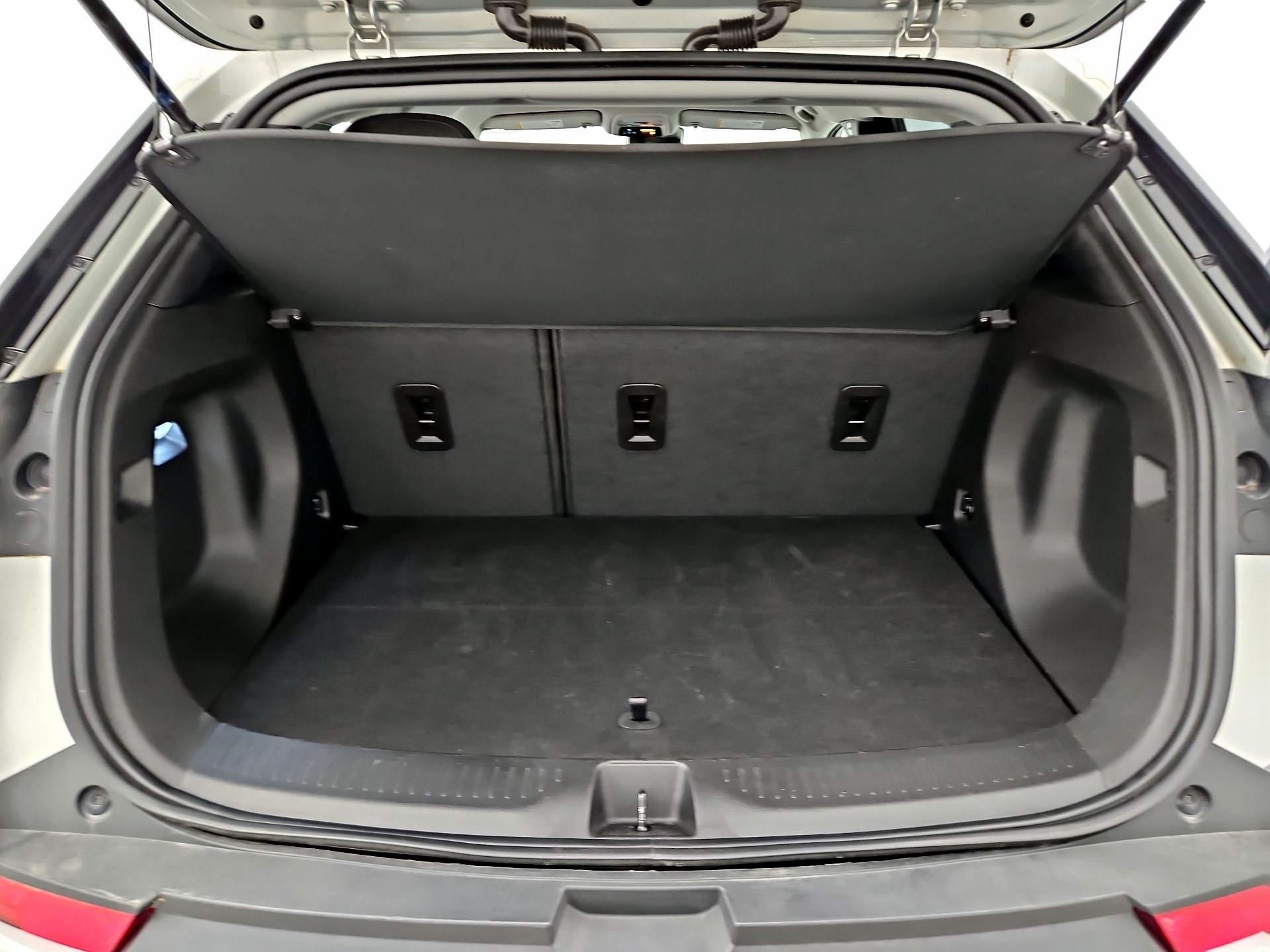 Thumbnail: 2023 Chevrolet Bolt EUV - 20