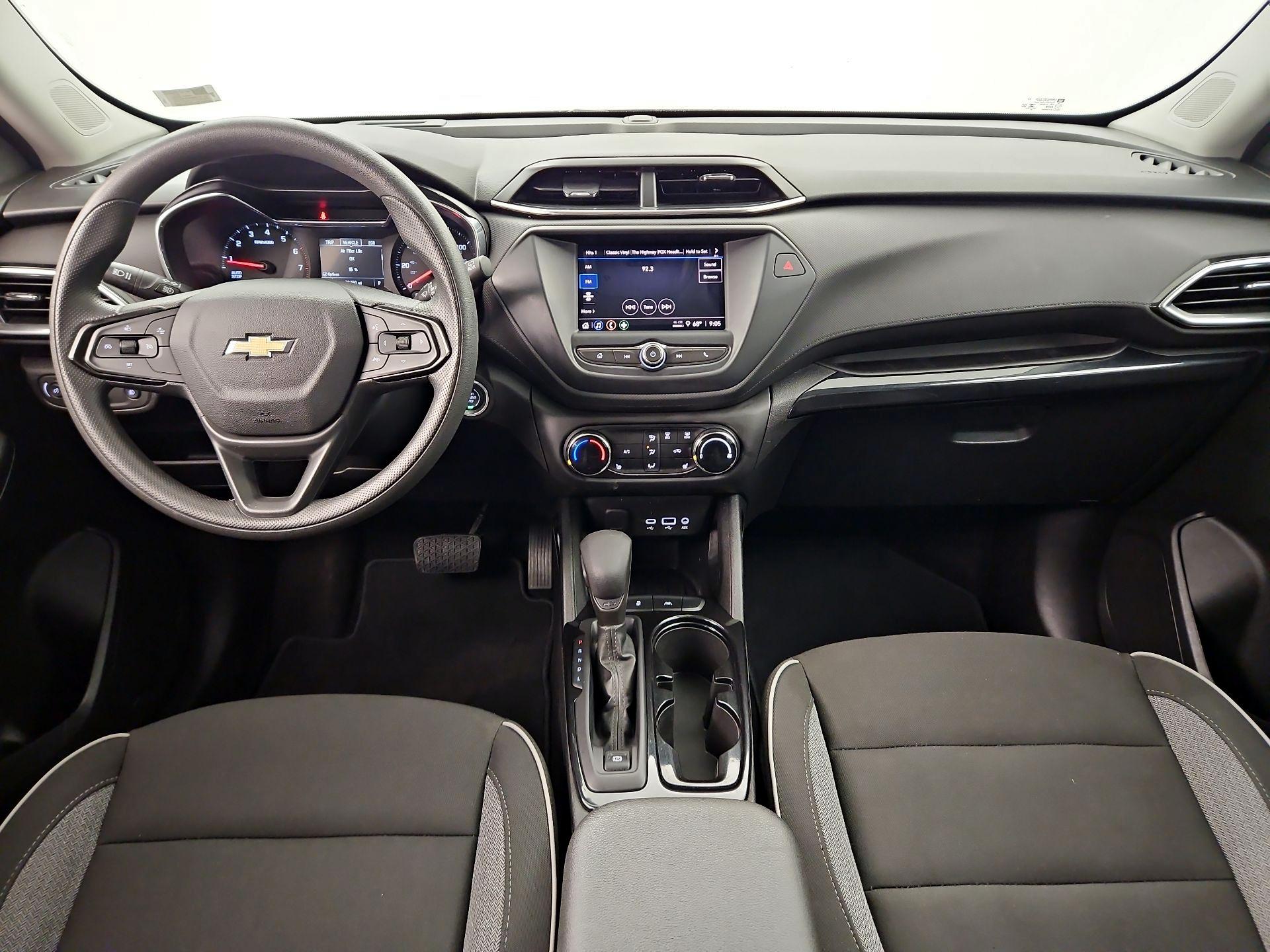 Thumbnail: 2023 Chevrolet TrailBlazer - 9