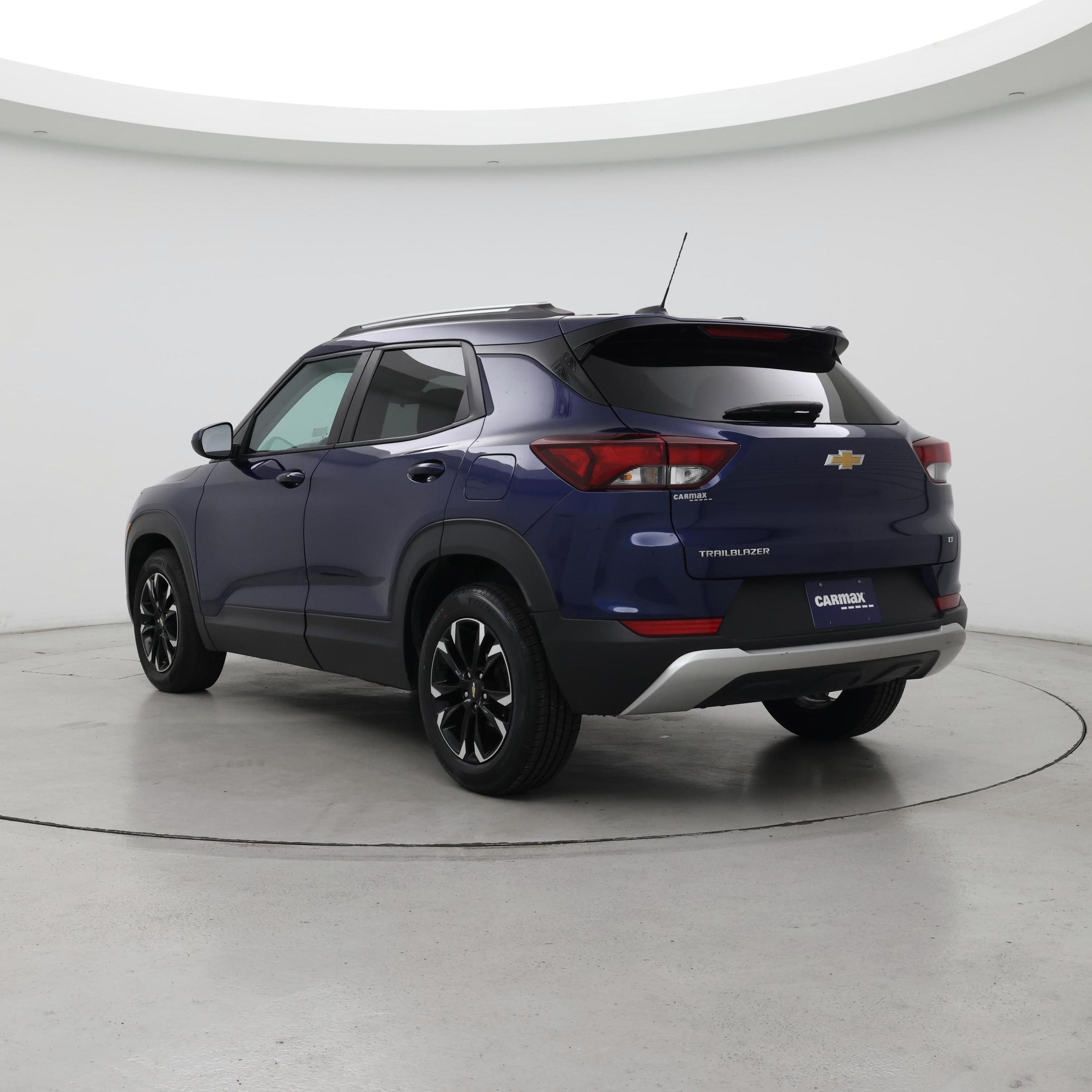 Thumbnail: 2023 Chevrolet TrailBlazer - 2