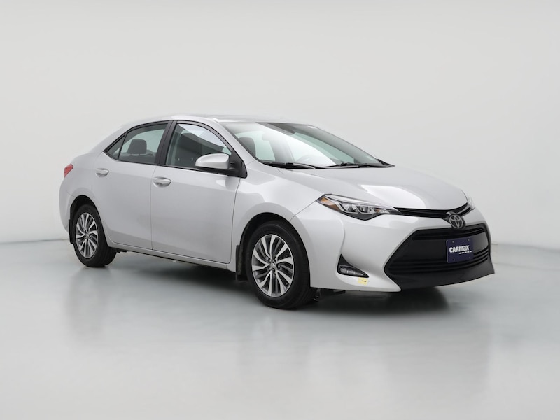 2019 Toyota Corolla XLE -
                  Springfield, IL