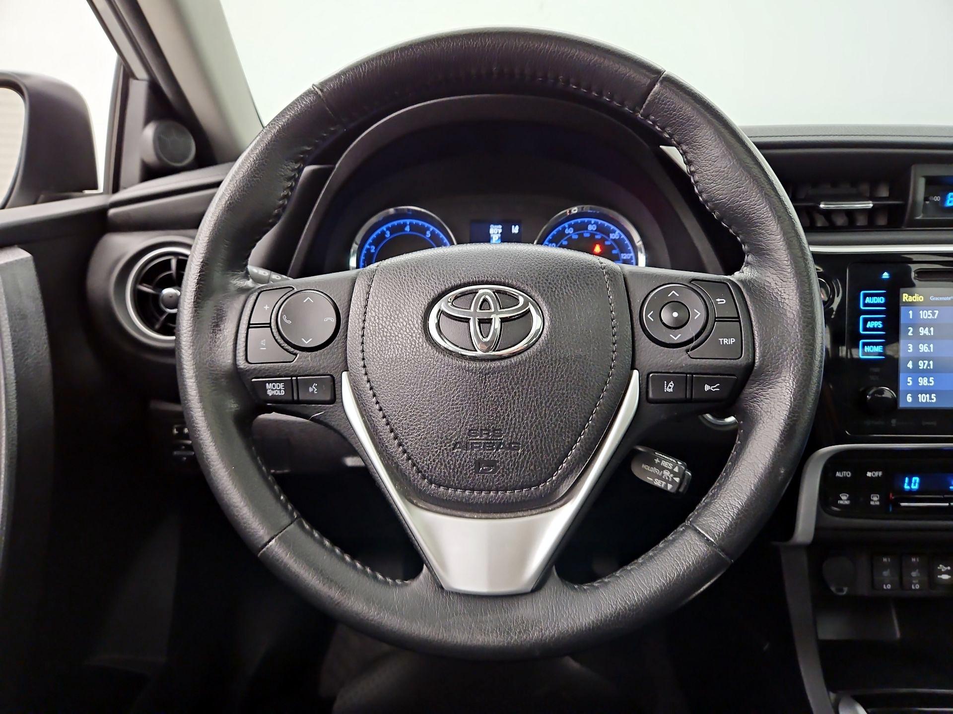 Thumbnail: 2019 Toyota Corolla - 10