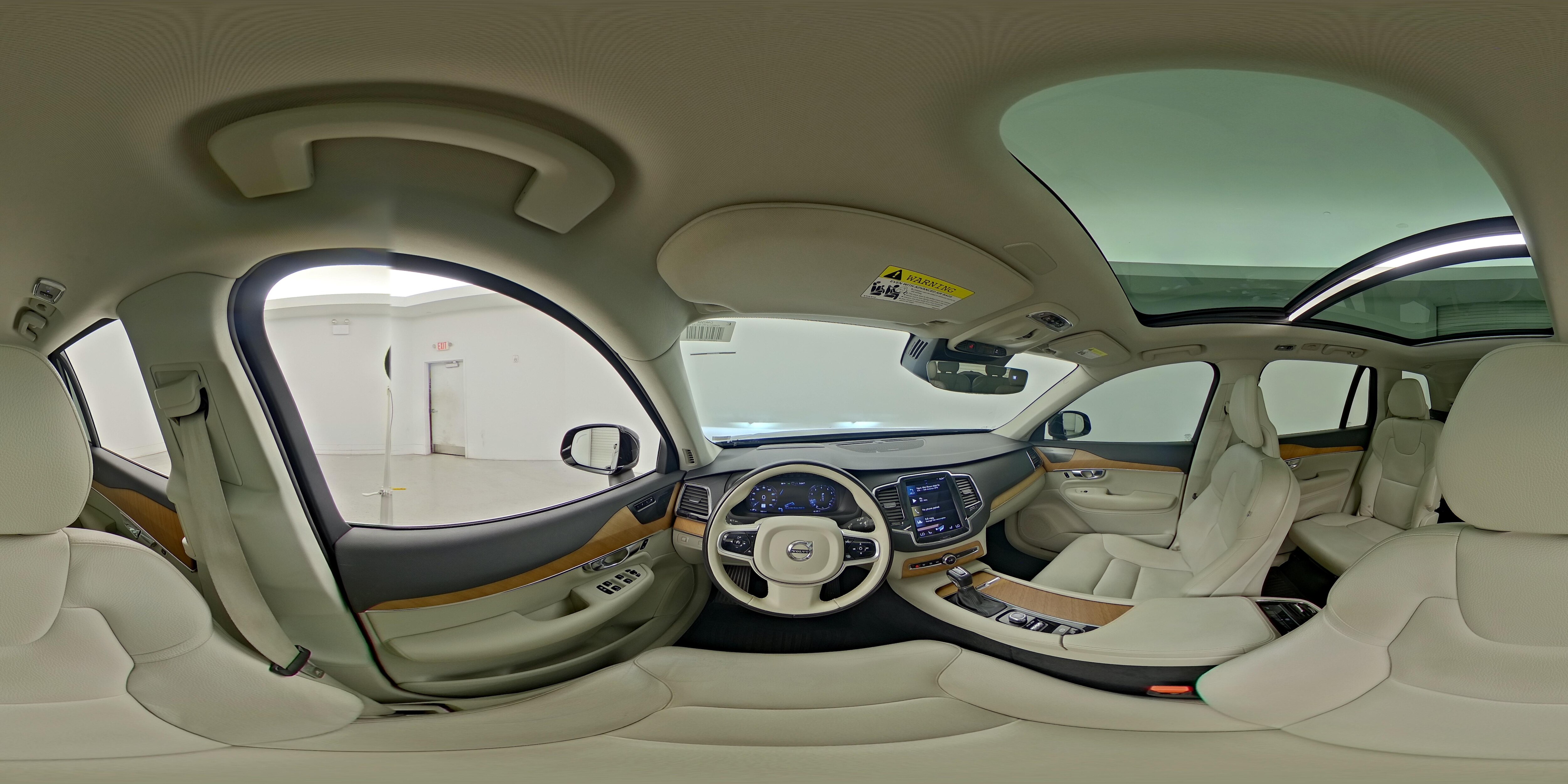 2021 Volvo XC90 Momentum - Photo 31