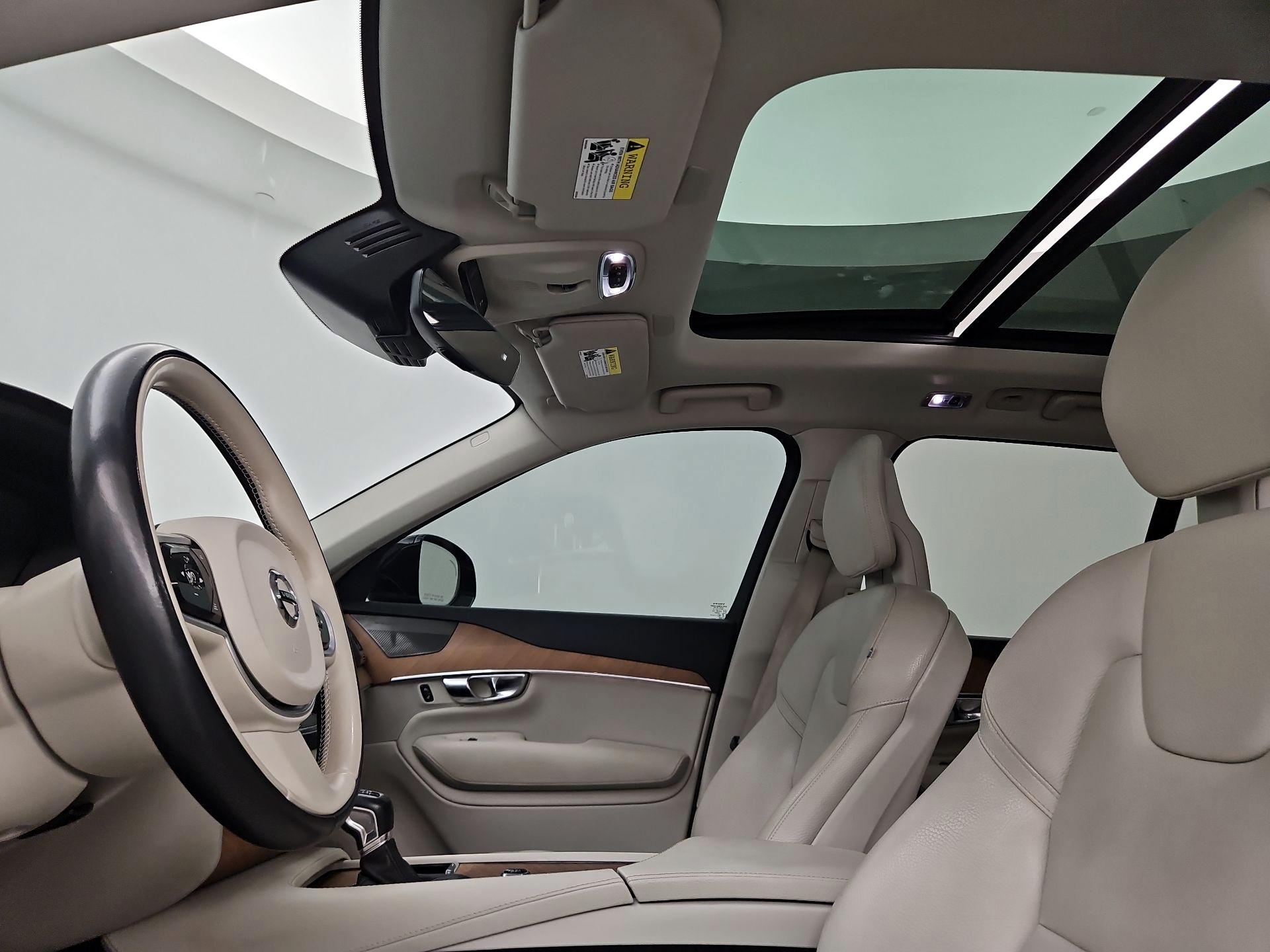Thumbnail: 2021 Volvo XC90 - 20