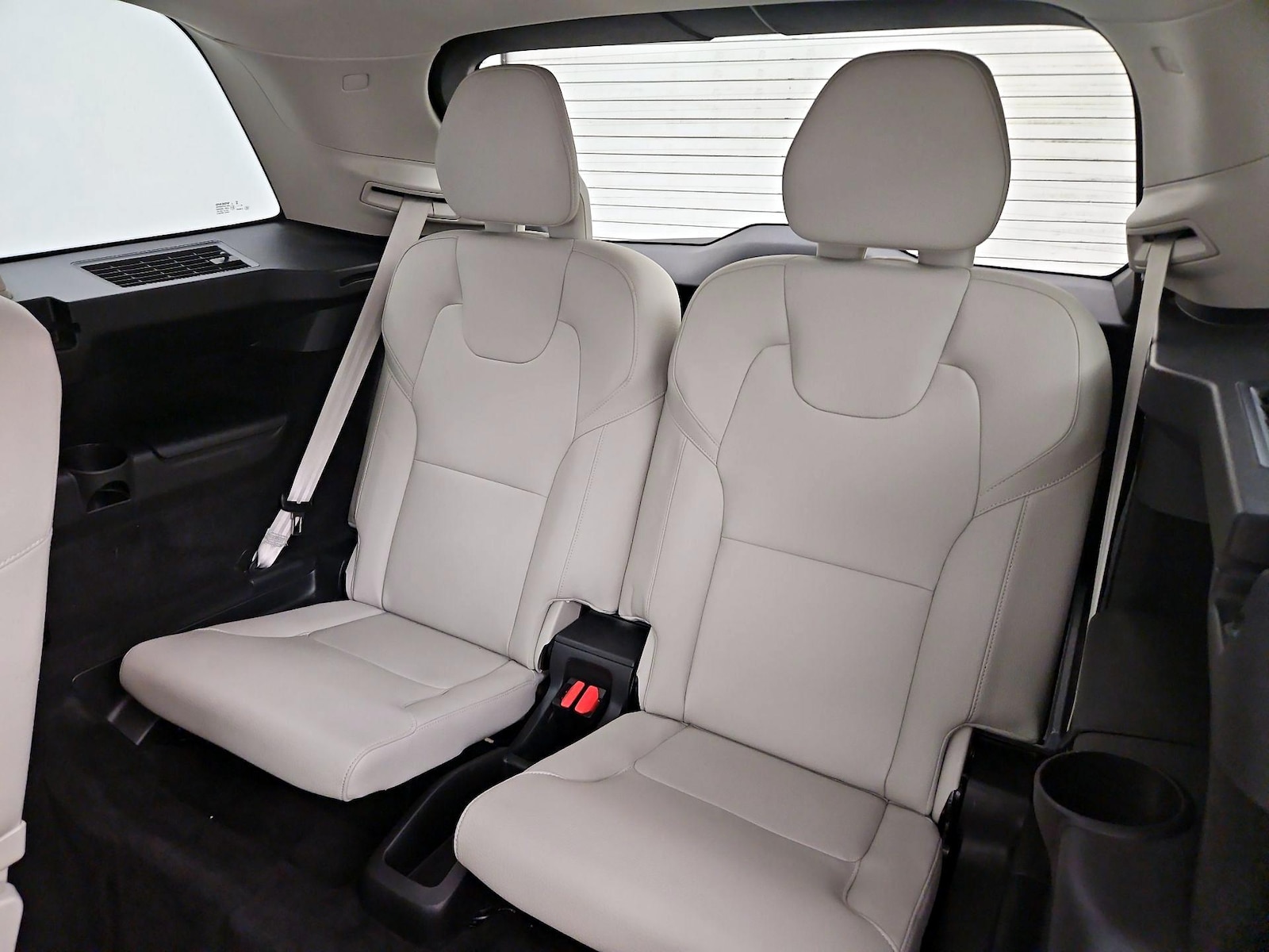 2021 Volvo XC90 Momentum - Photo 23