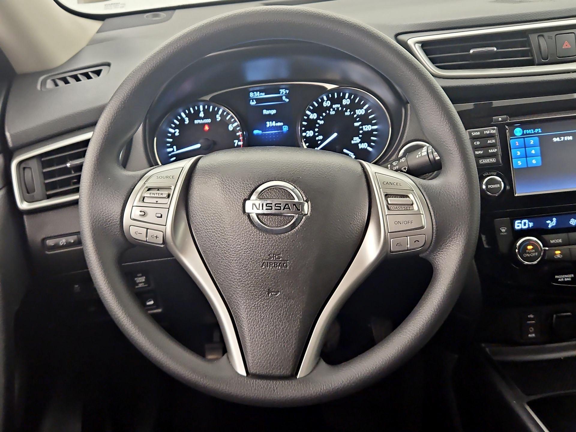 Thumbnail: 2015 Nissan Rogue - 10