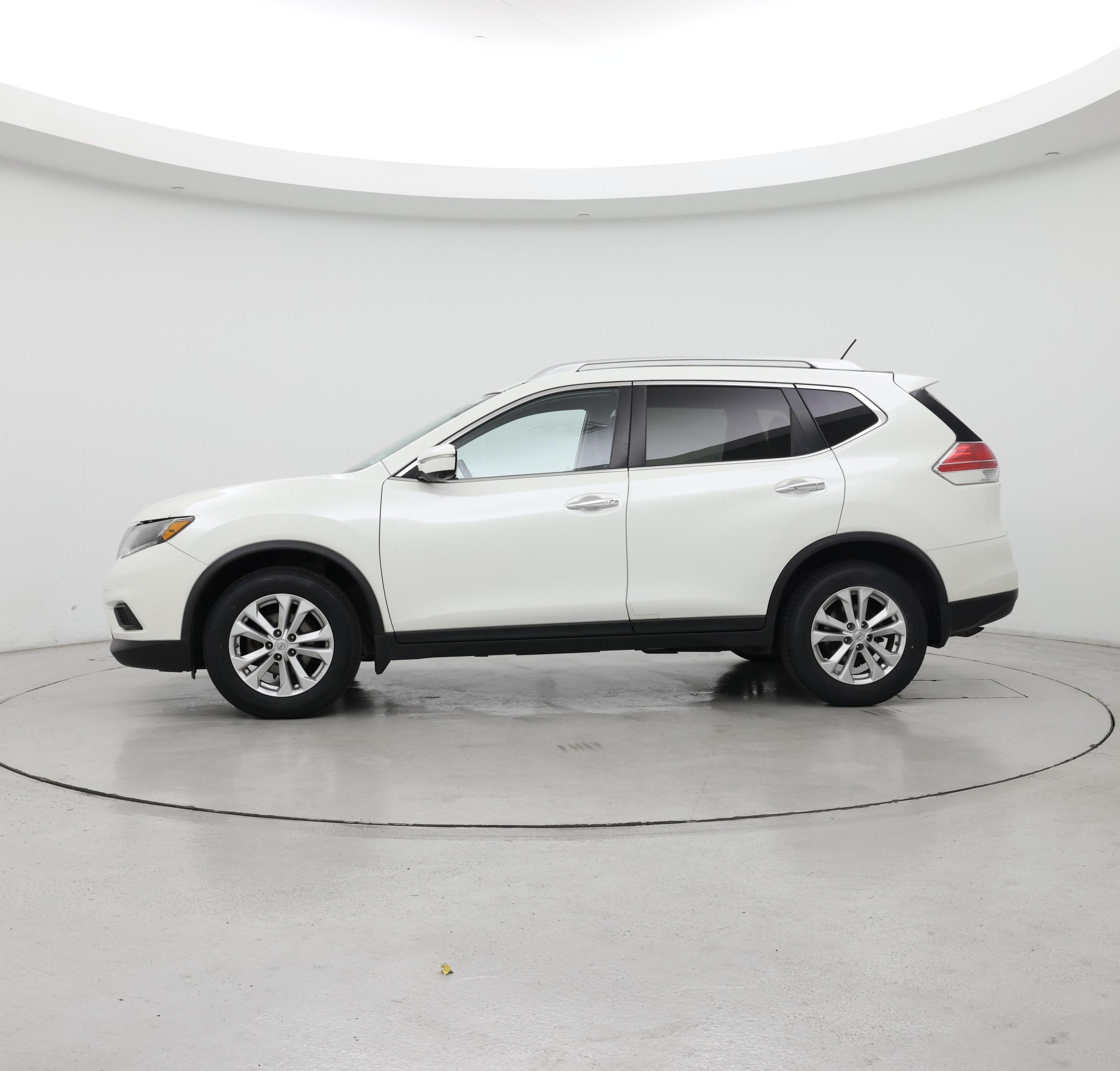 Thumbnail: 2015 Nissan Rogue - 3