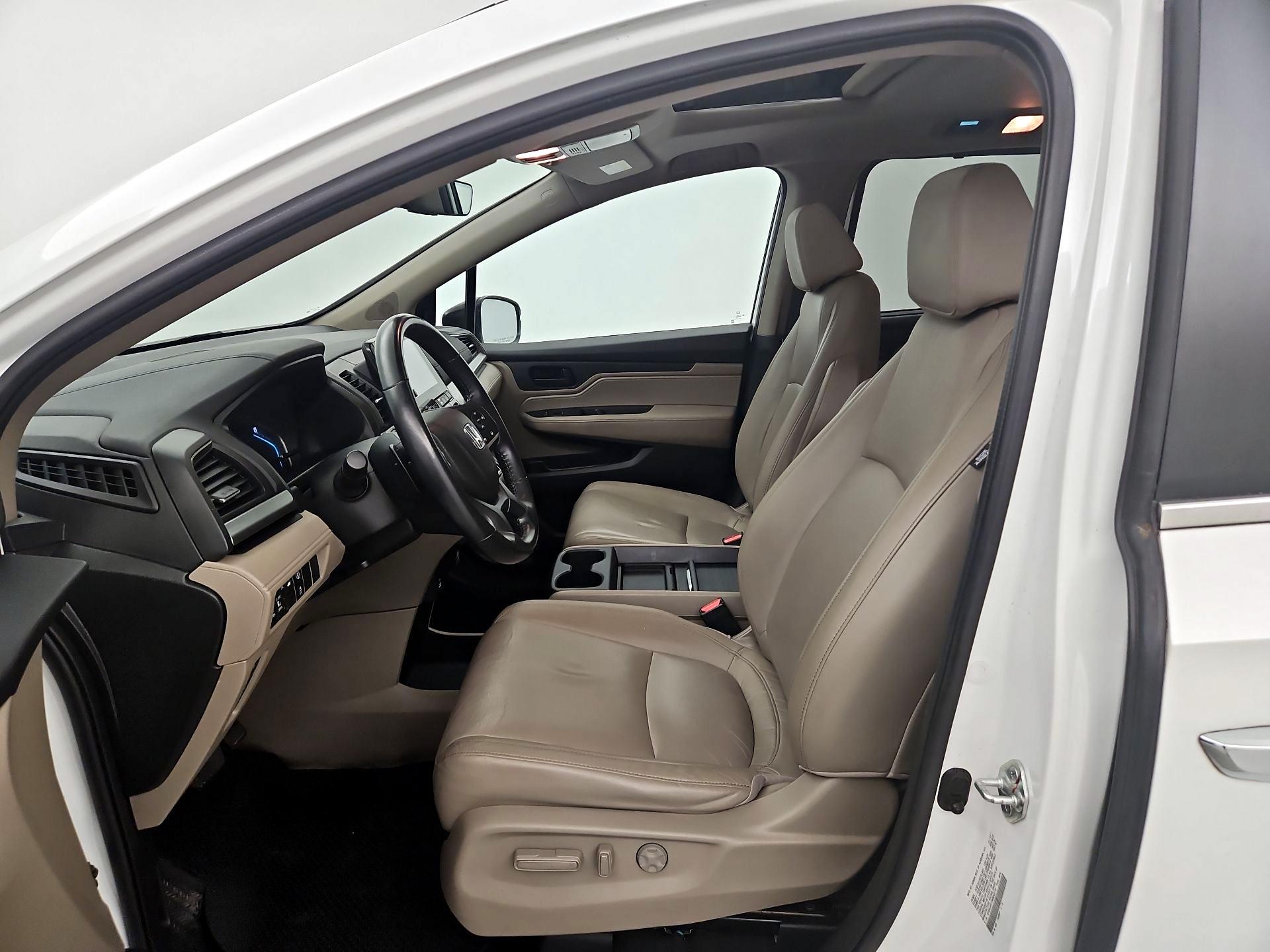 Thumbnail: 2021 Honda Odyssey - 11
