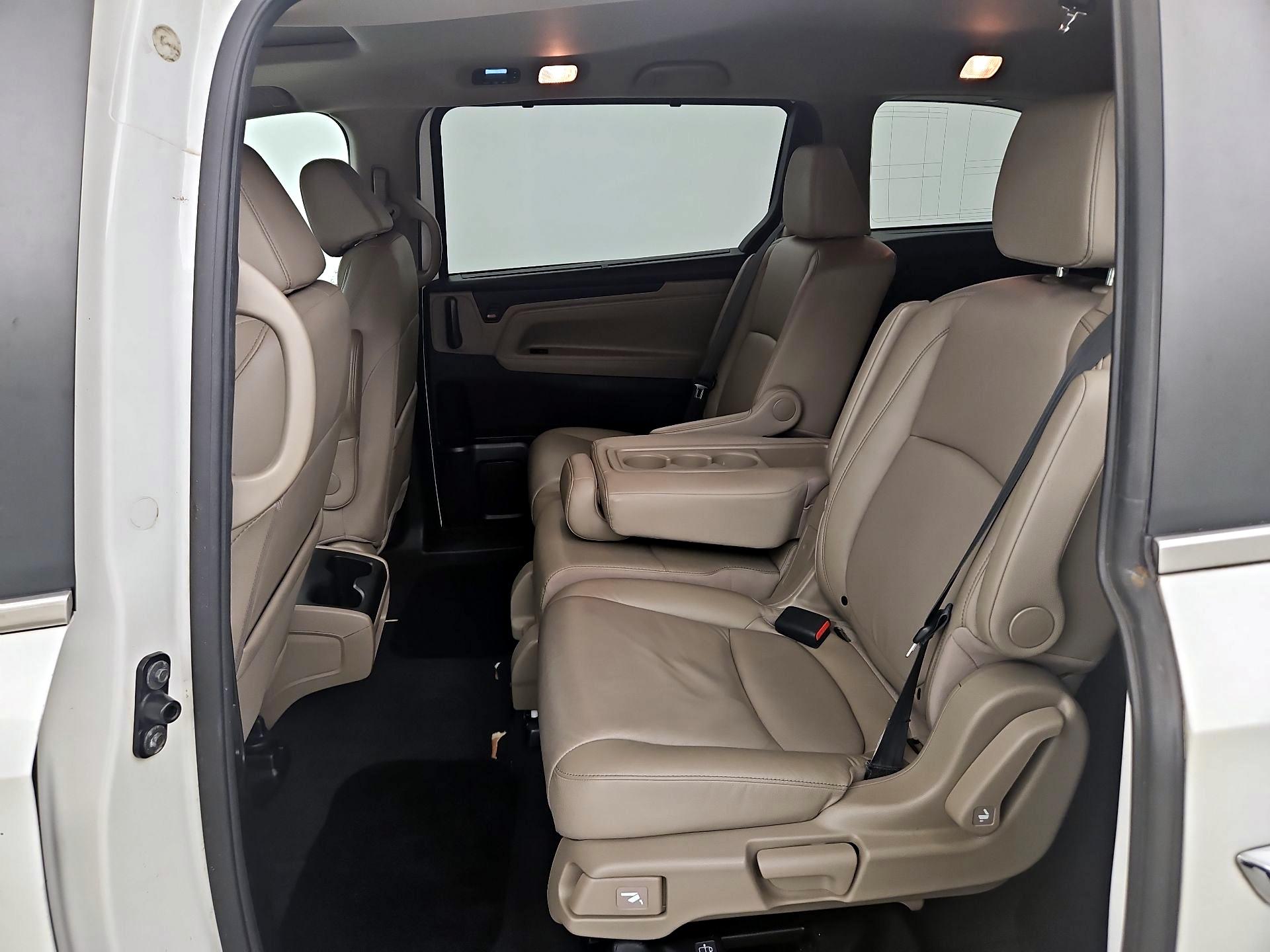 Thumbnail: 2021 Honda Odyssey - 20
