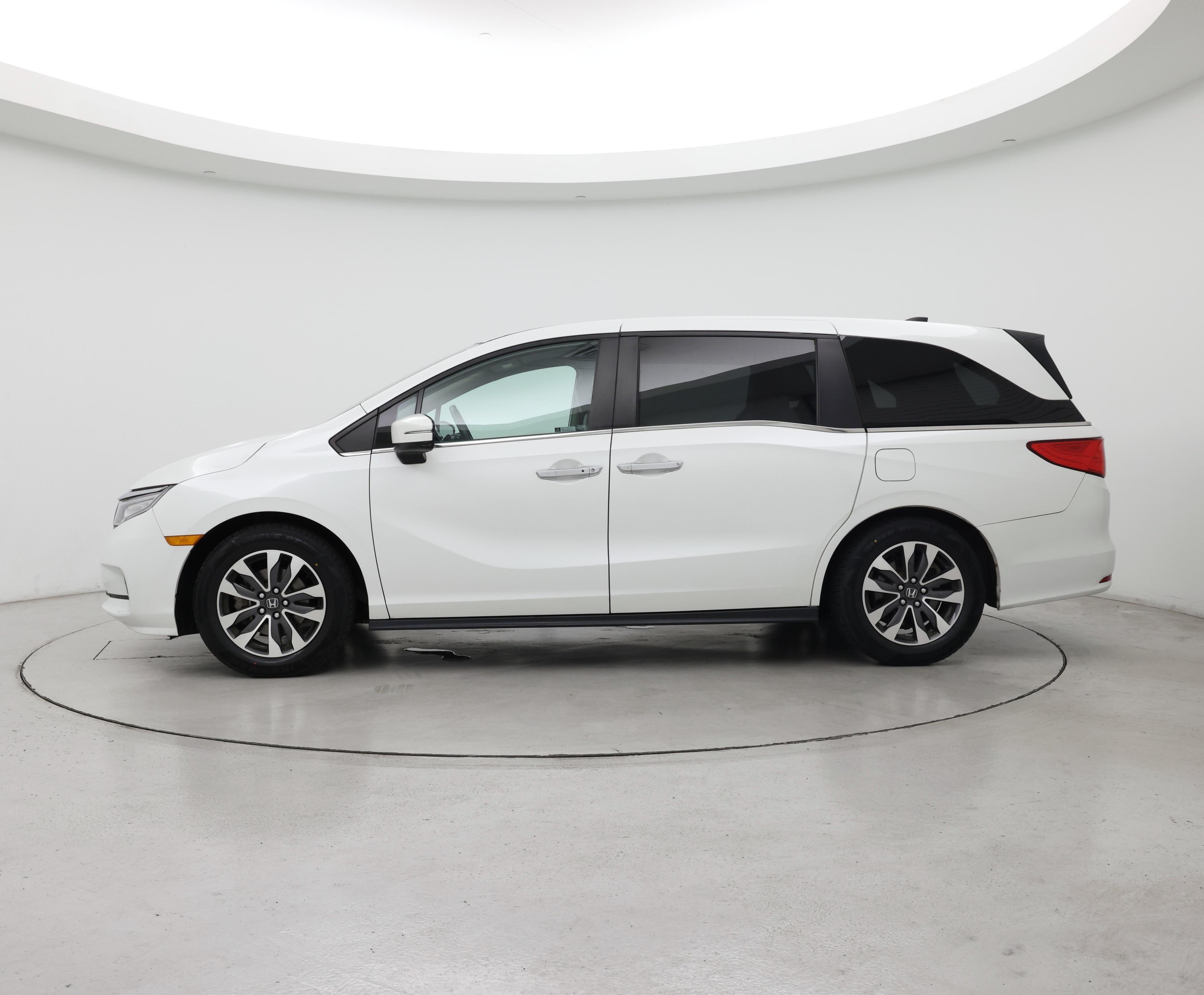 Thumbnail: 2021 Honda Odyssey - 3