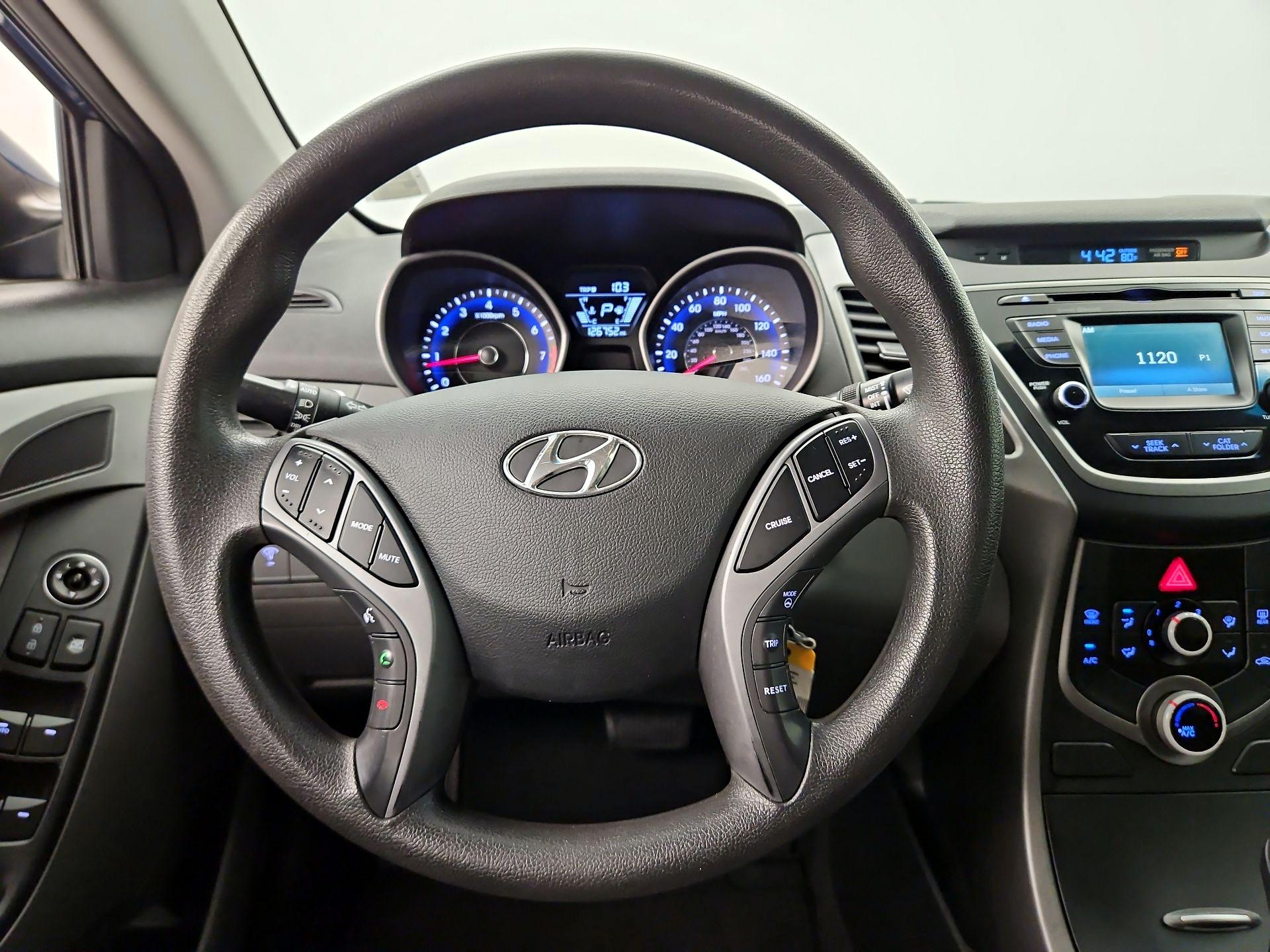 Thumbnail: 2015 Hyundai Elantra - 10