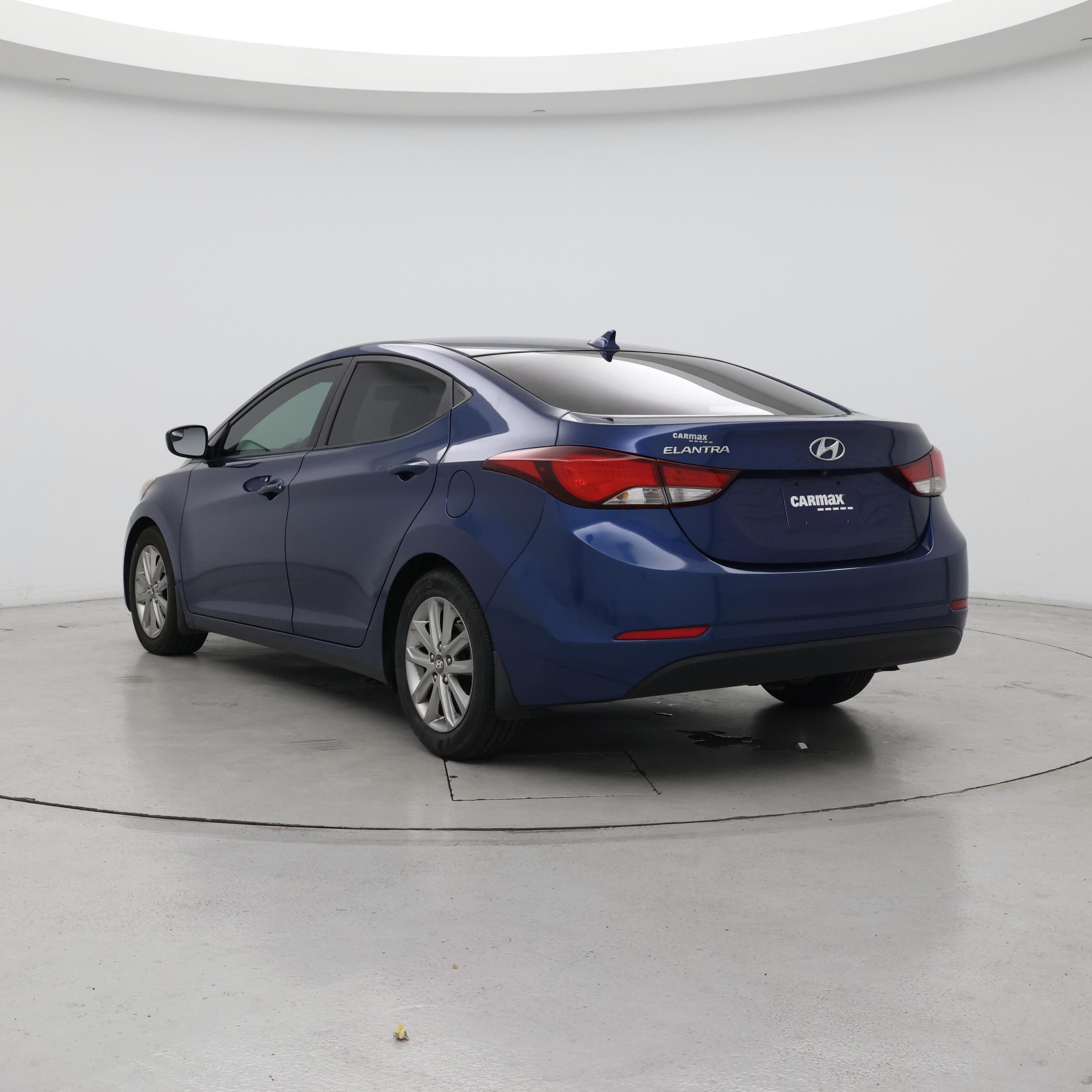 Thumbnail: 2015 Hyundai Elantra - 2
