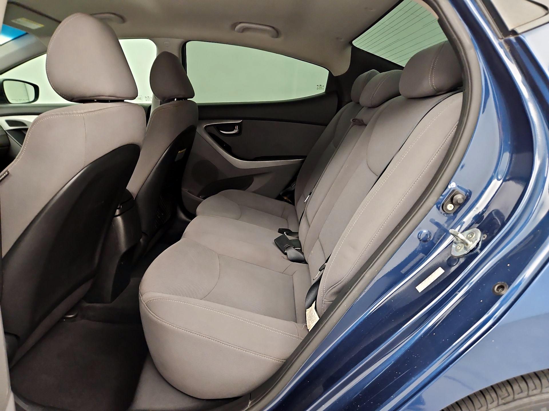 Thumbnail: 2015 Hyundai Elantra - 19