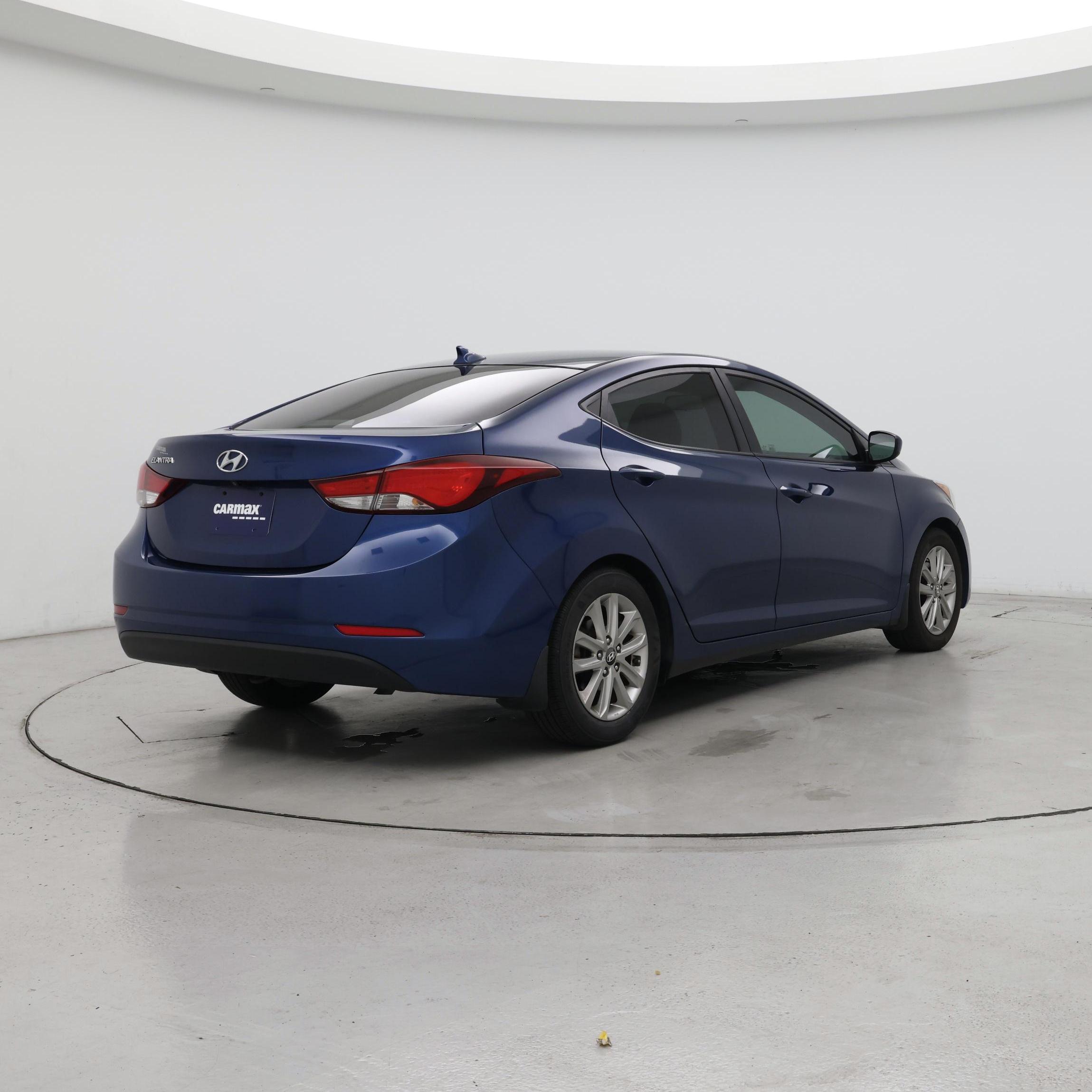 Thumbnail: 2015 Hyundai Elantra - 8