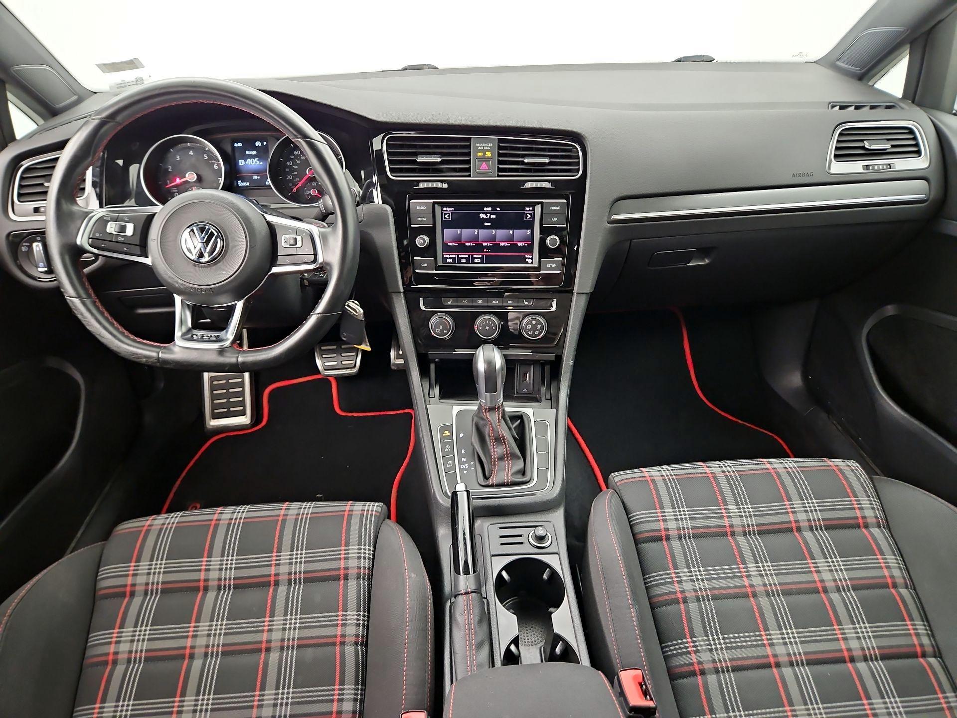 Thumbnail: 2018 Volkswagen Golf - 9