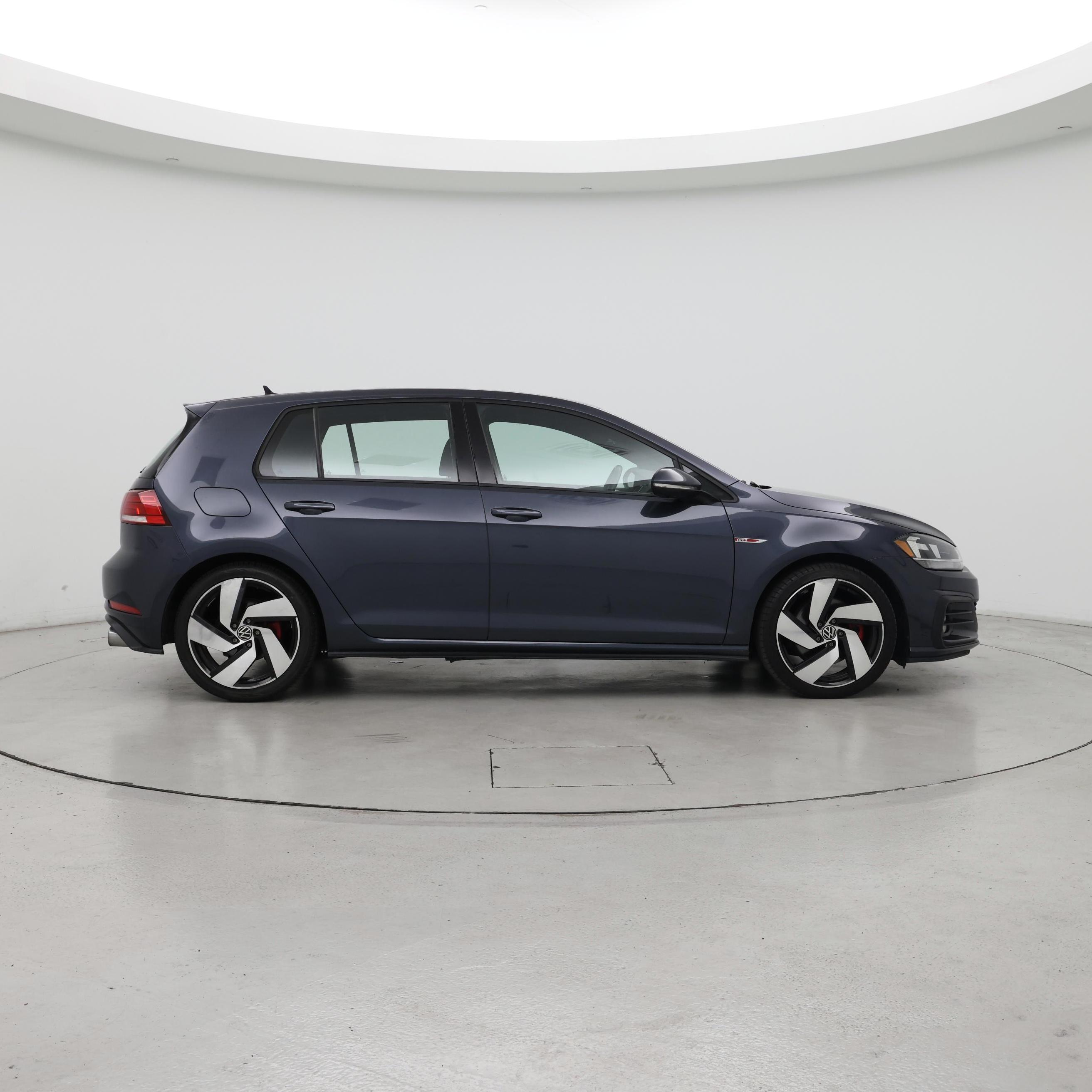 Thumbnail: 2018 Volkswagen Golf - 7