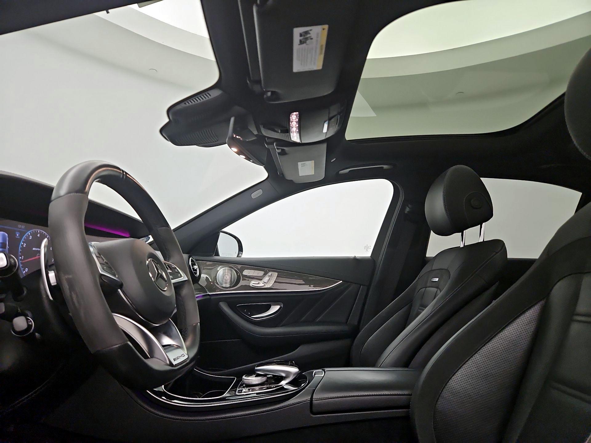 Thumbnail: 2018 Mercedes-Benz E-Class - 20