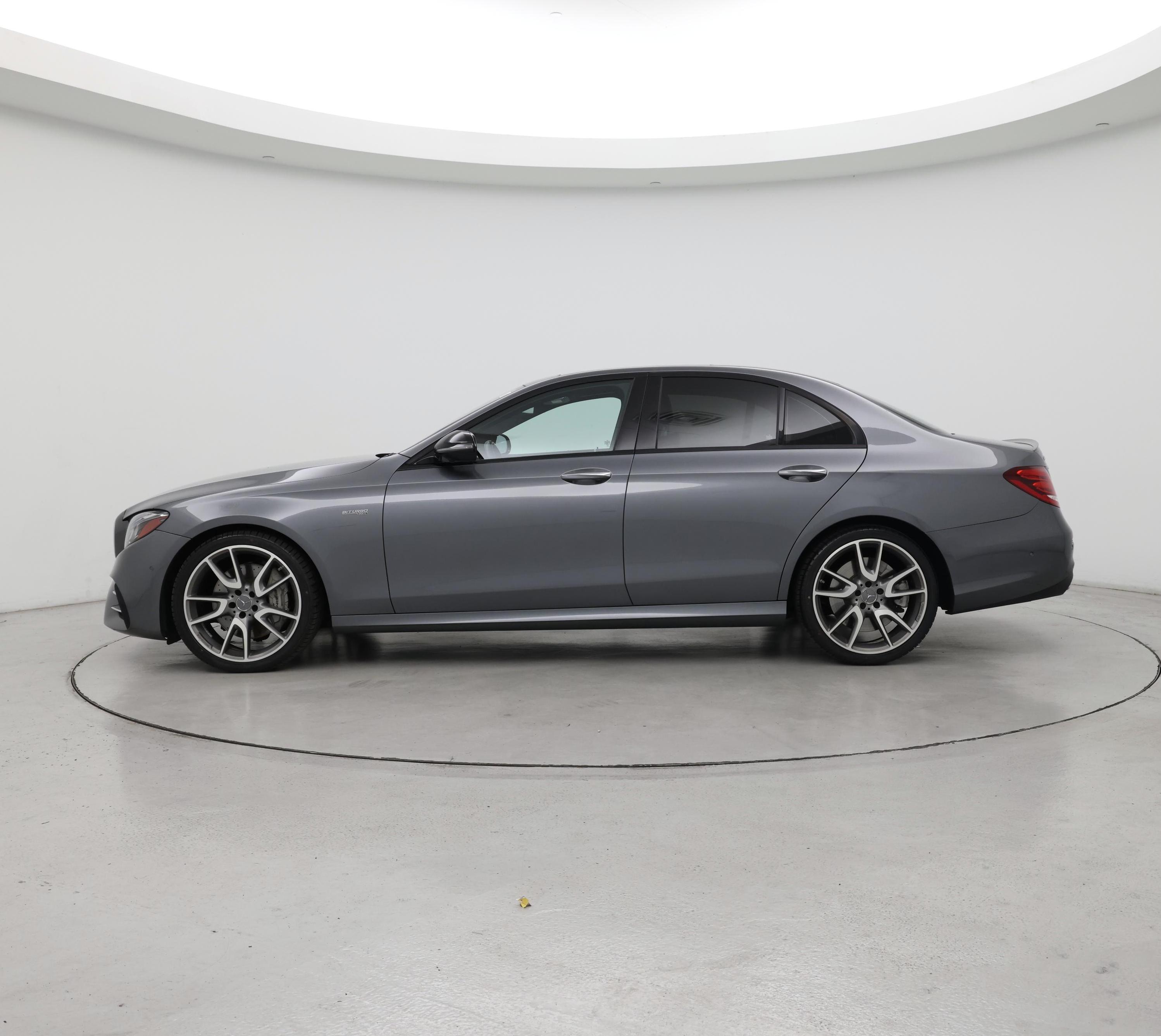 Thumbnail: 2018 Mercedes-Benz E-Class - 3