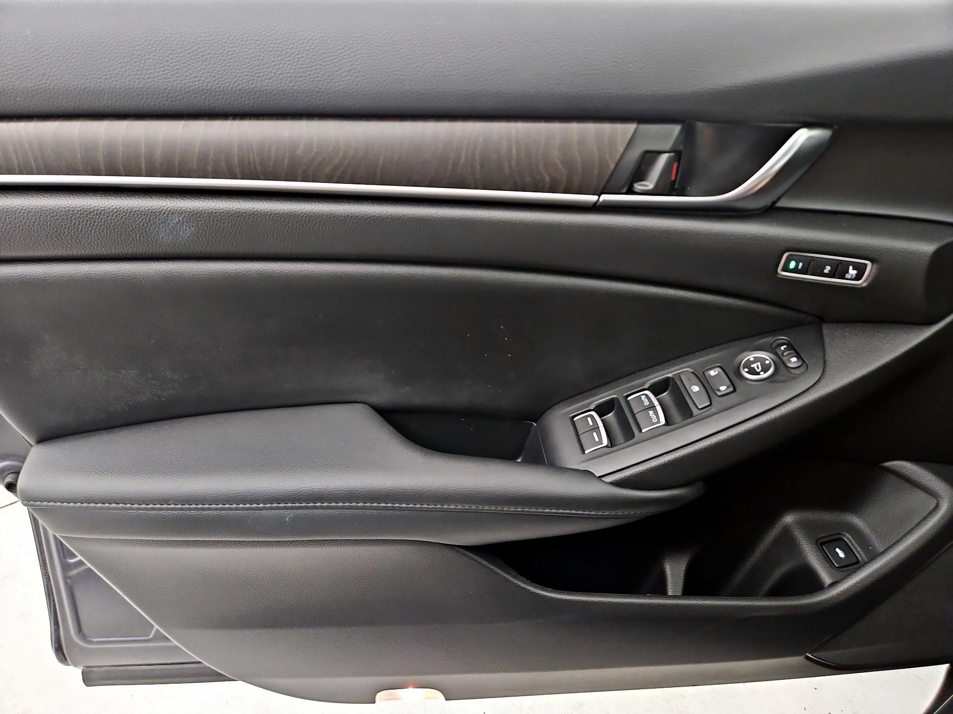 Thumbnail: 2022 Honda Accord - 12