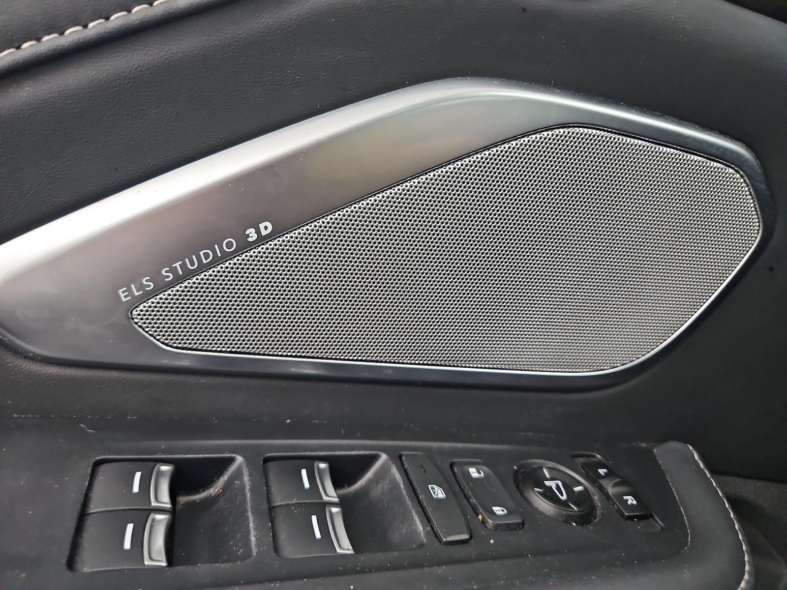 2020 Acura RDX Advance Package - Photo 25
