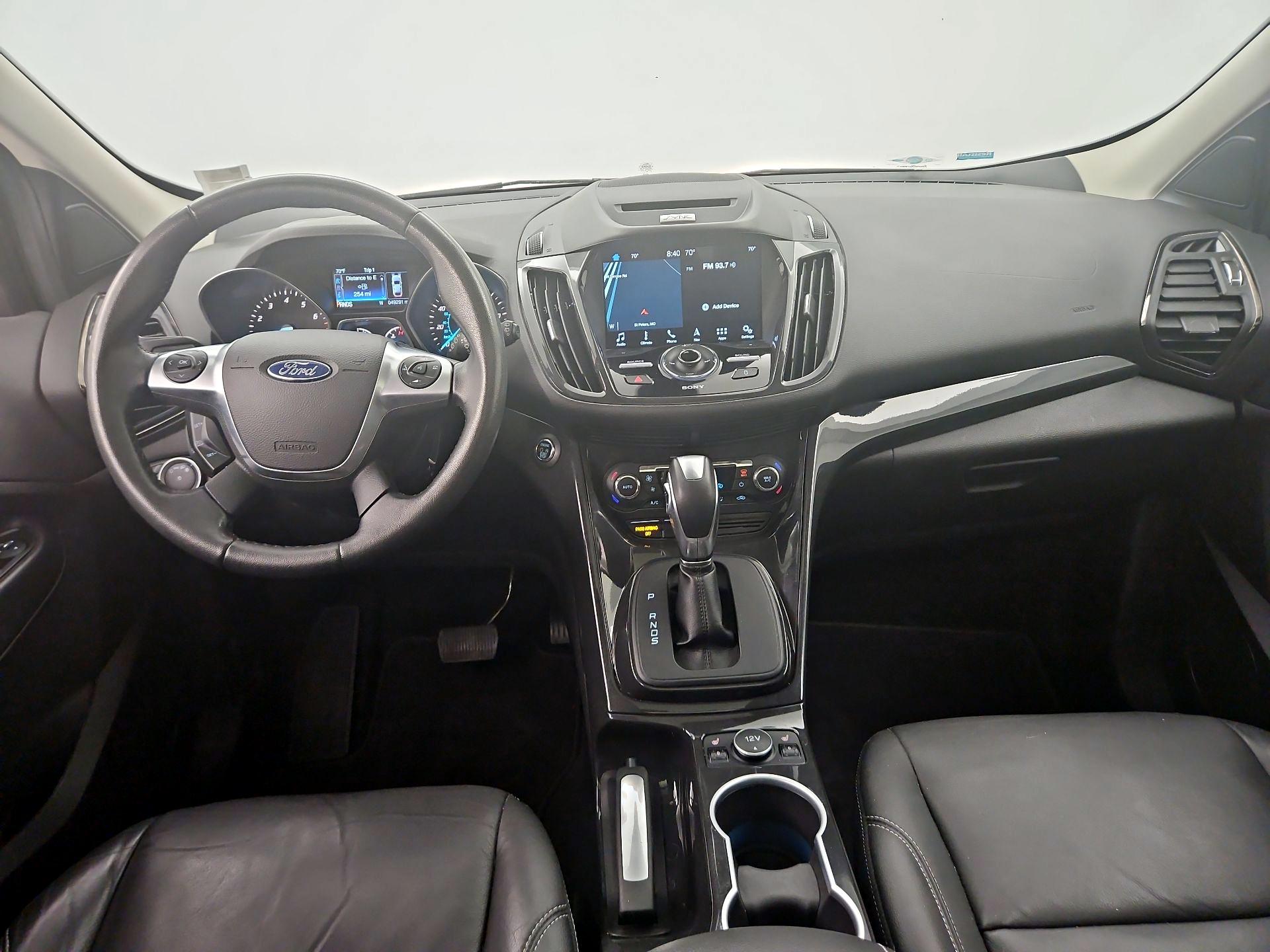 Thumbnail: 2016 Ford Escape - 9