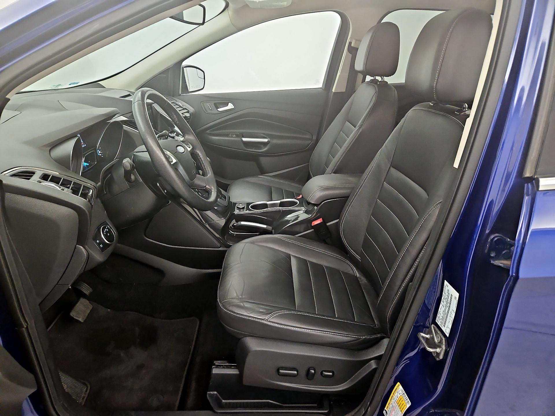 Thumbnail: 2016 Ford Escape - 11