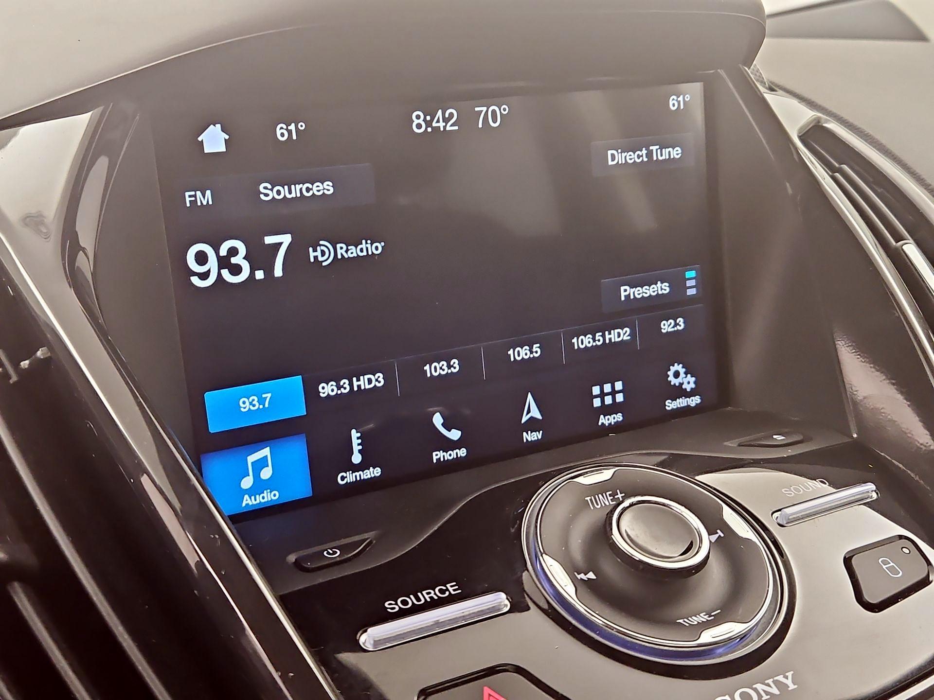 Thumbnail: 2016 Ford Escape - 16