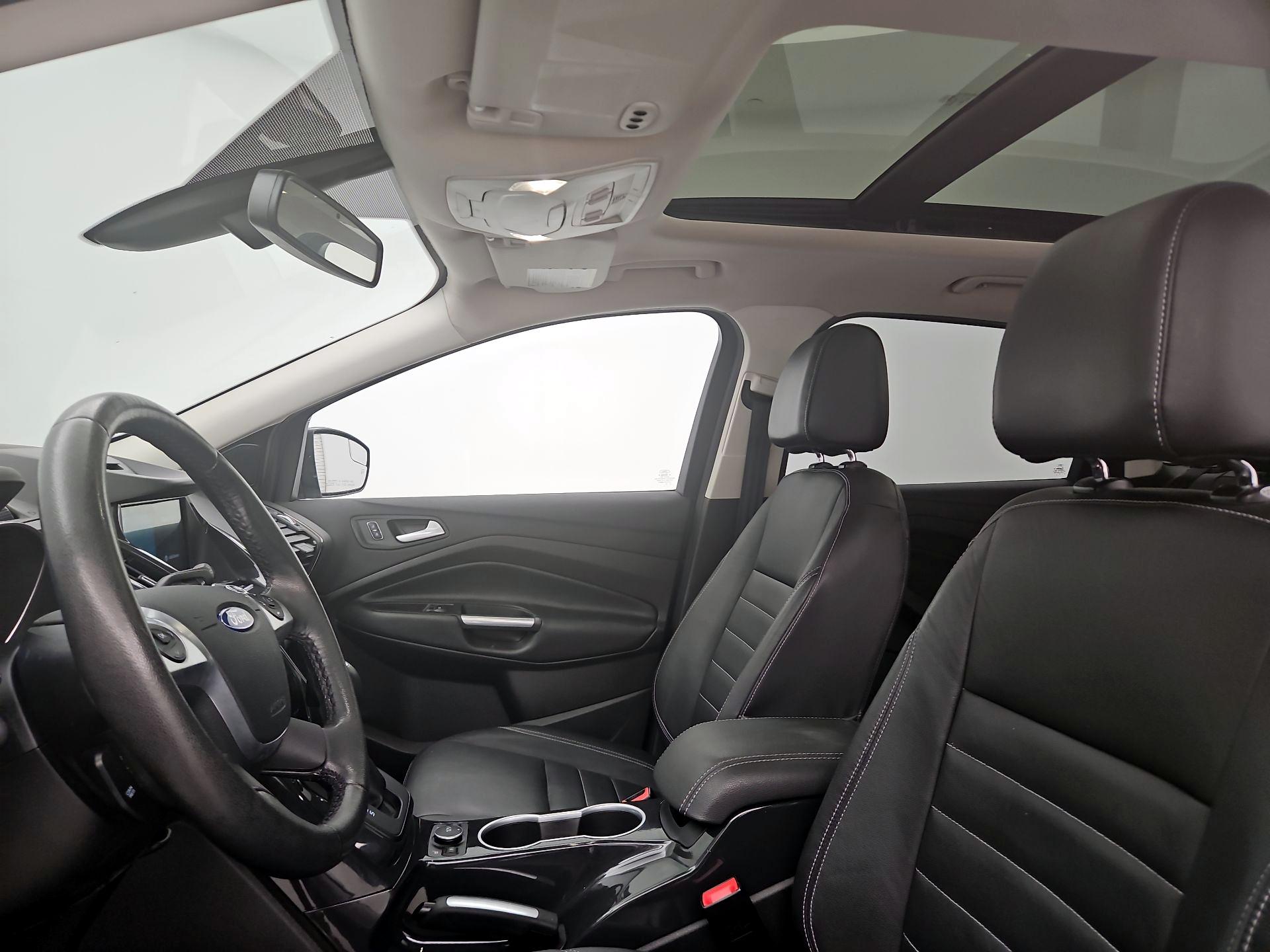 Thumbnail: 2016 Ford Escape - 20