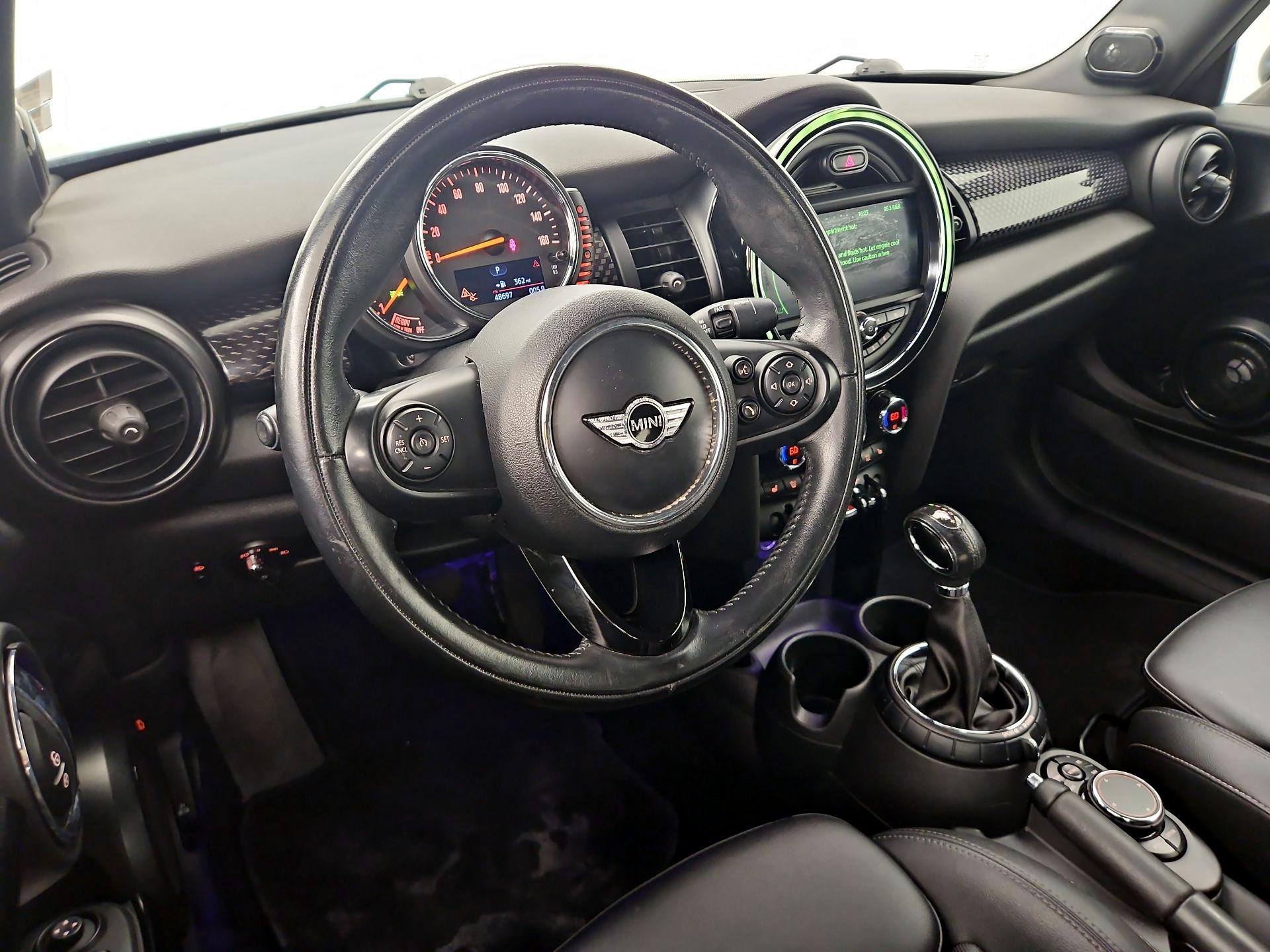 Thumbnail: 2016 MINI Cooper - 9