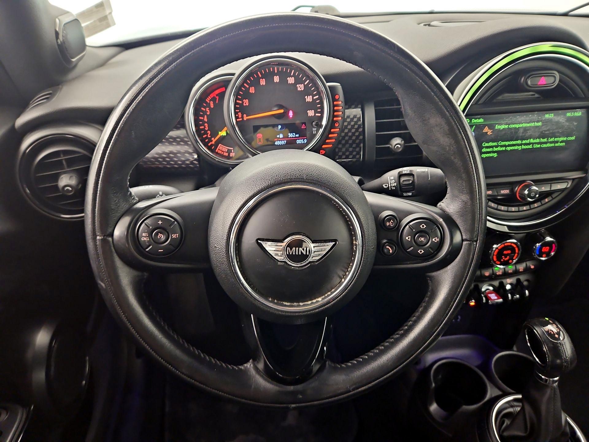 Thumbnail: 2016 MINI Cooper - 10